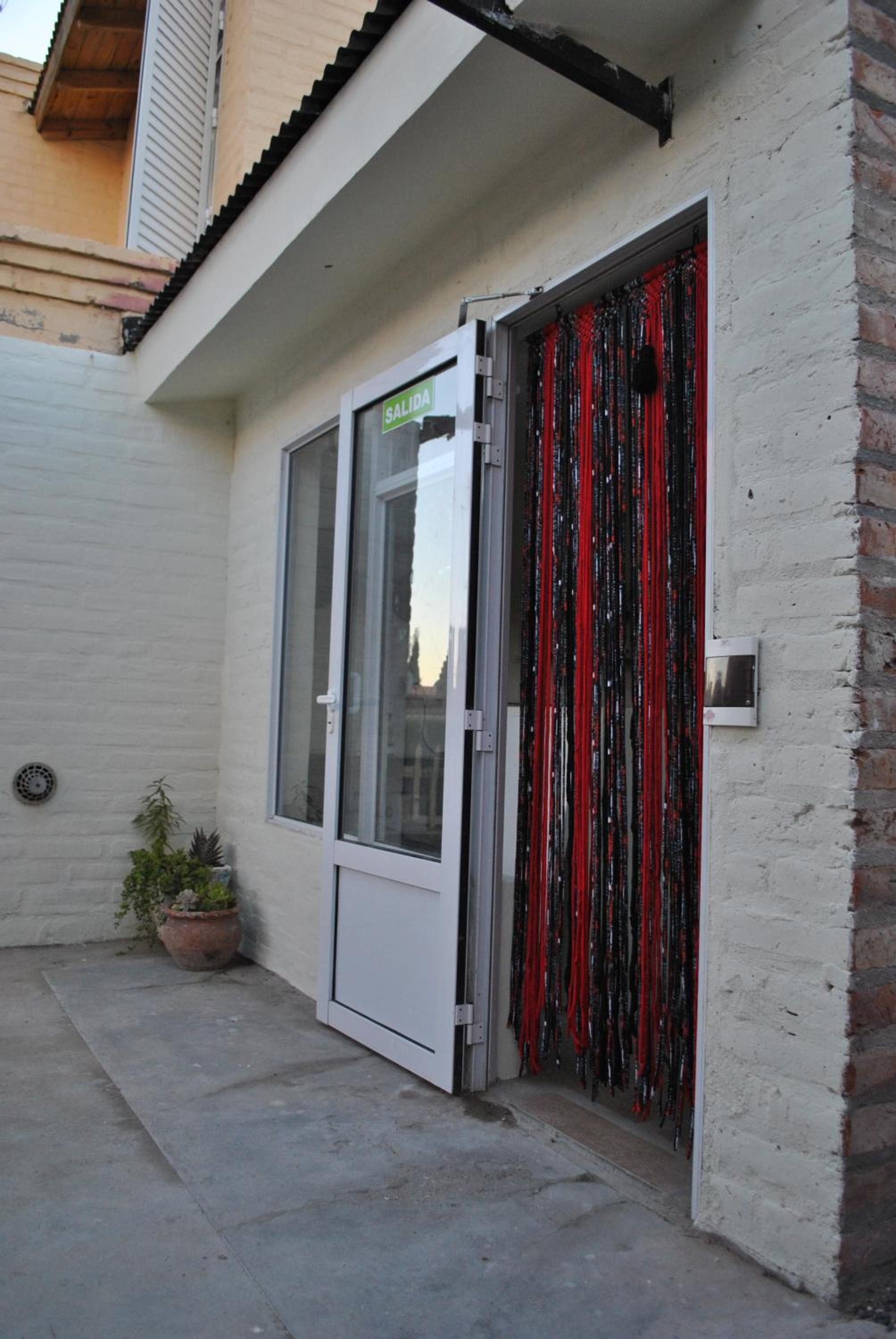 Ruca Kiñe Hostel