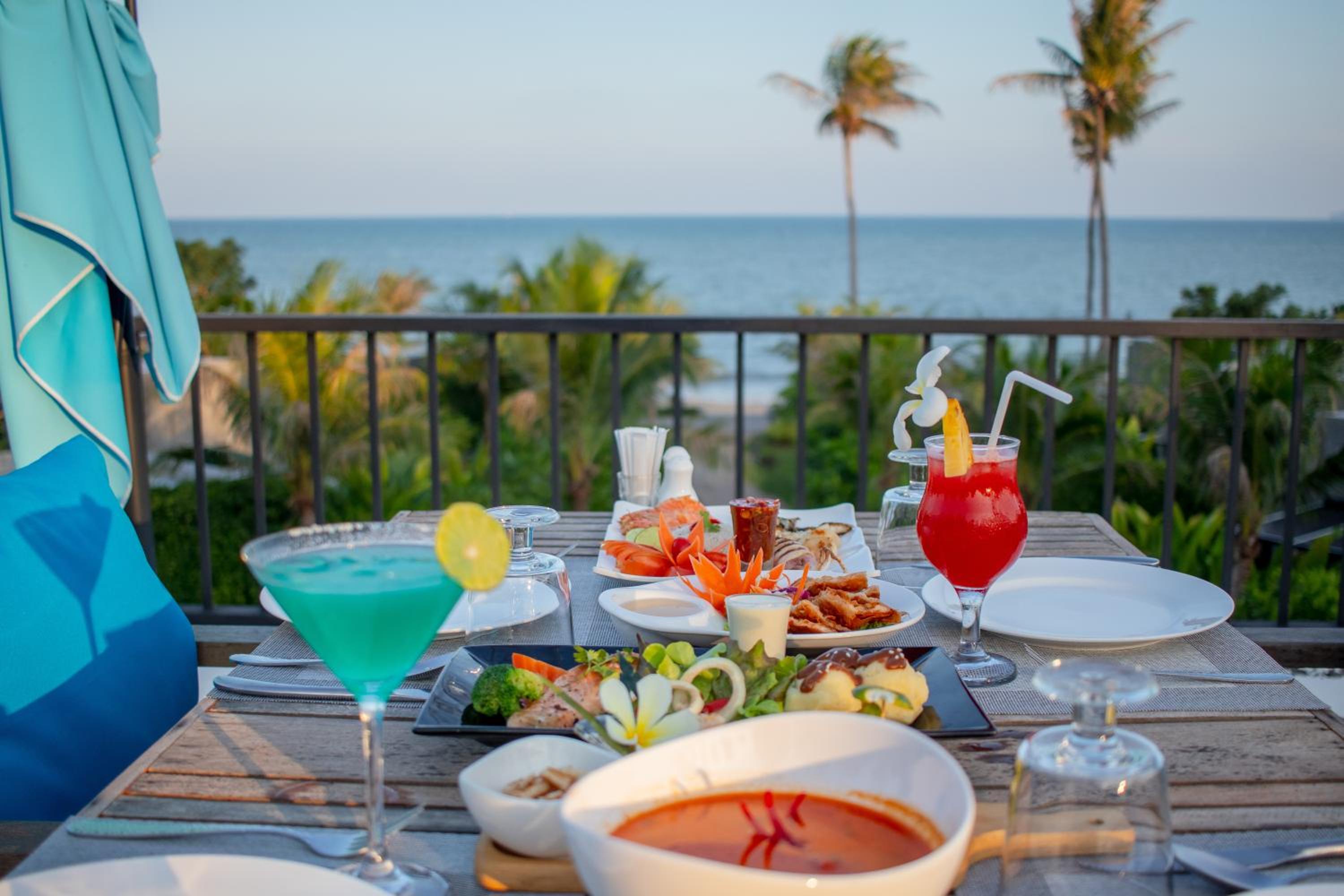 SEAnery Beach Resort