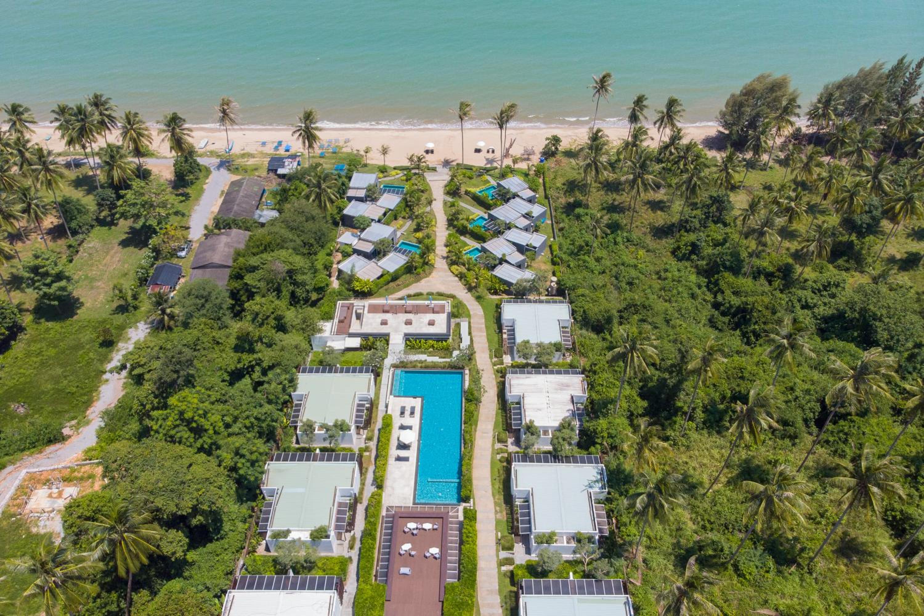 SEAnery Beach Resort