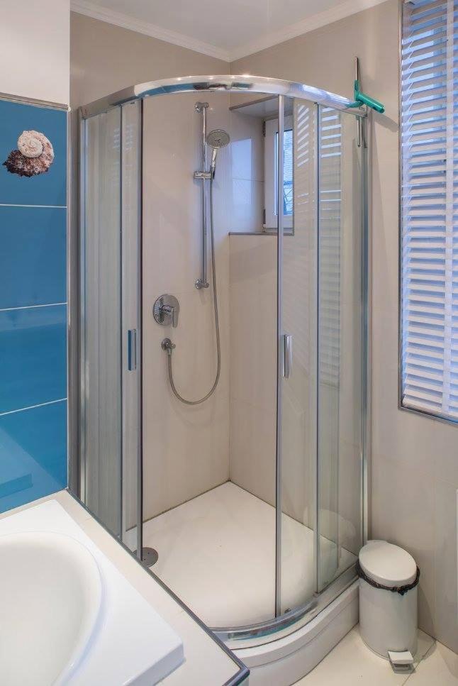 Central Luxury Apartments view 3
