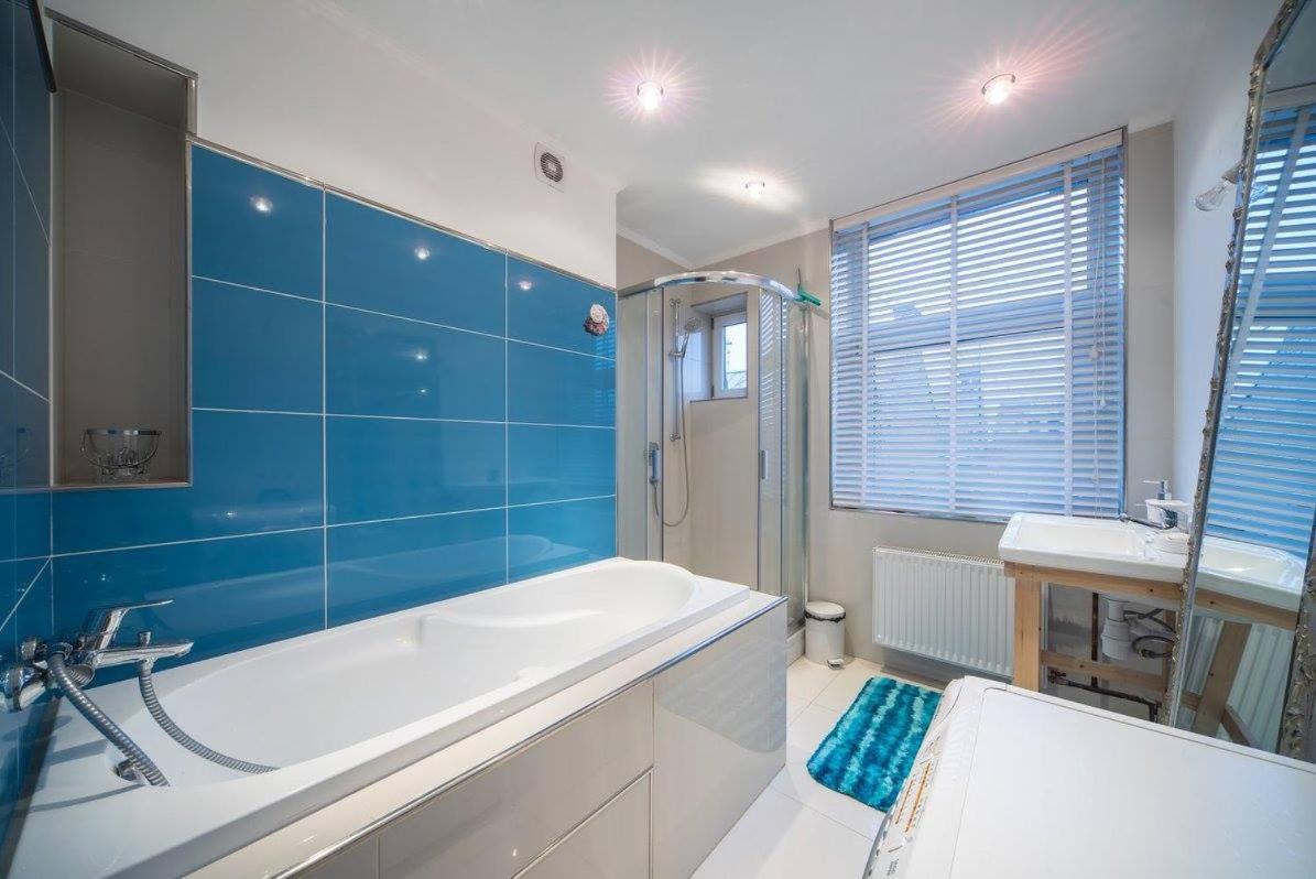 Central Luxury Apartments view 4
