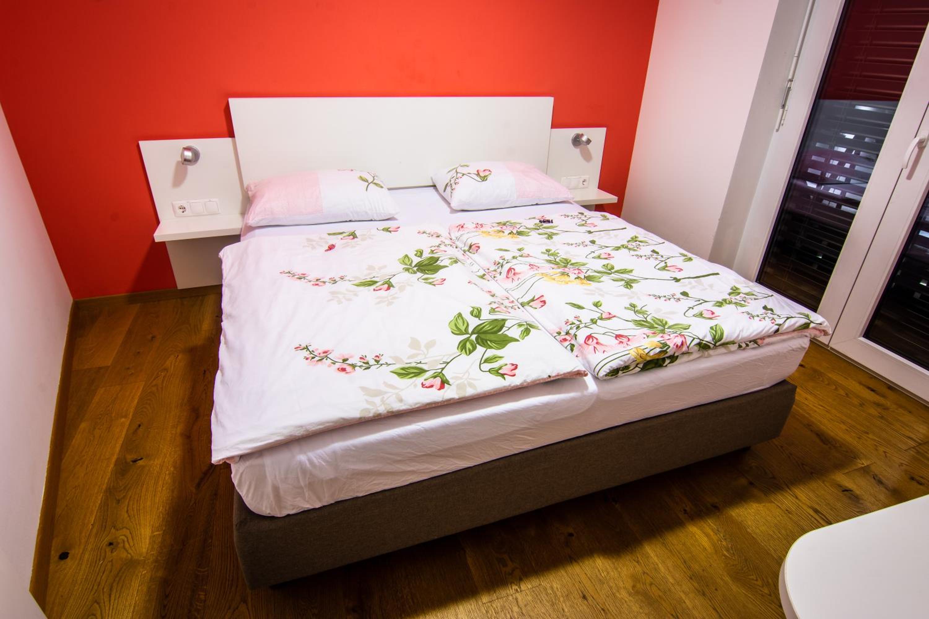 Apartments & Wellness Skok