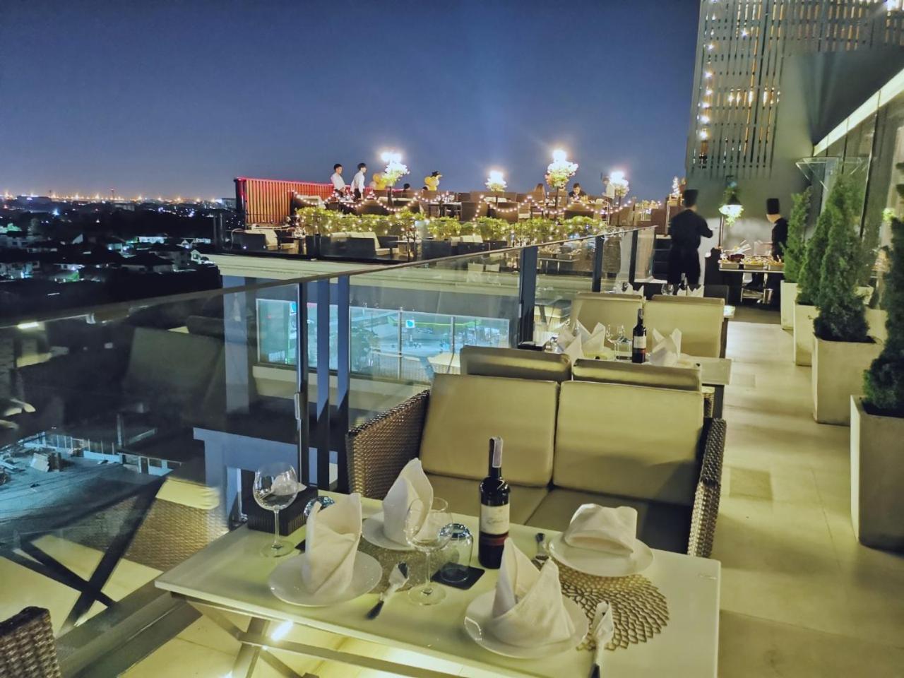 Sky dome resotel - โรงแรมสกายโดม รีโซเทล