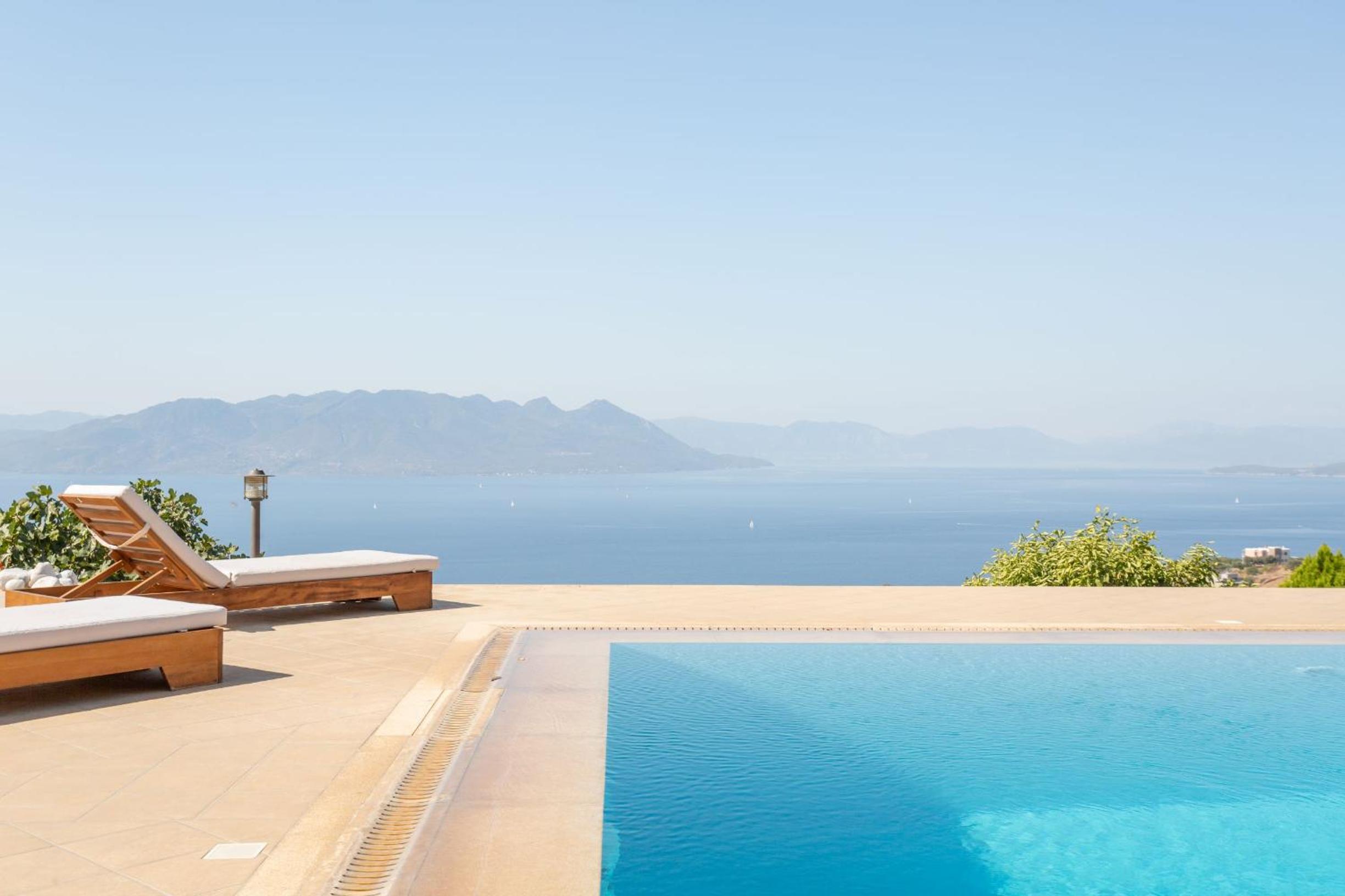 Villa Archangelos Aegina view 4