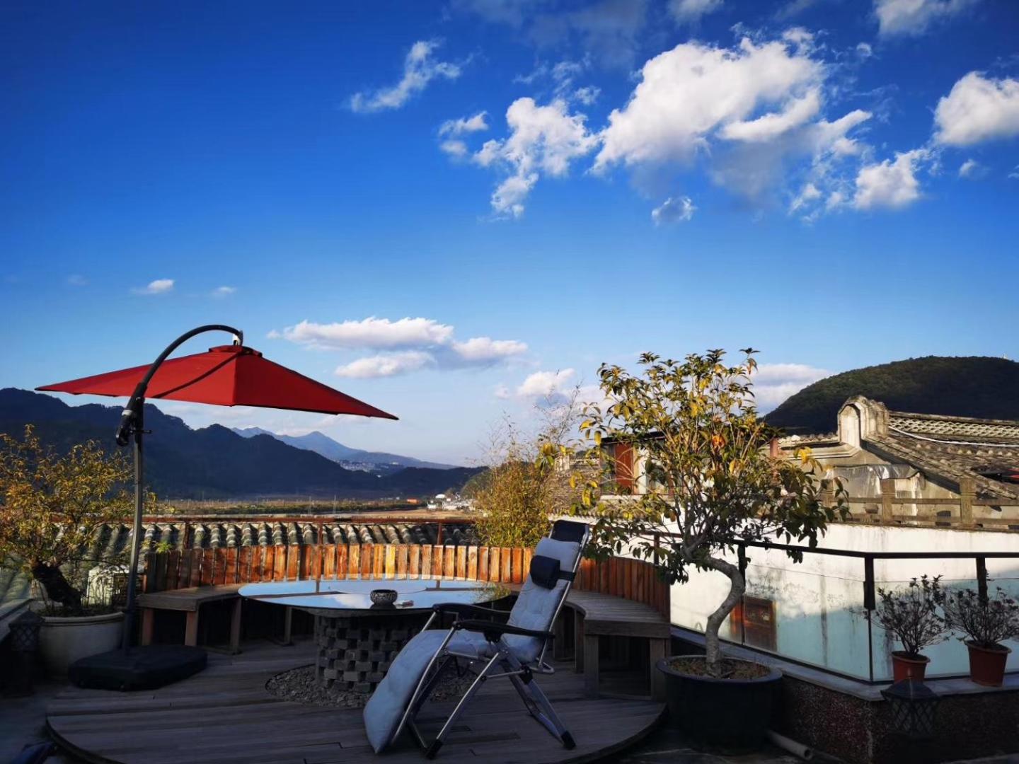 Shan Ju Qiu Ming Floral Hotel in Tengchong 花筑 腾冲山居秋暝精品客栈