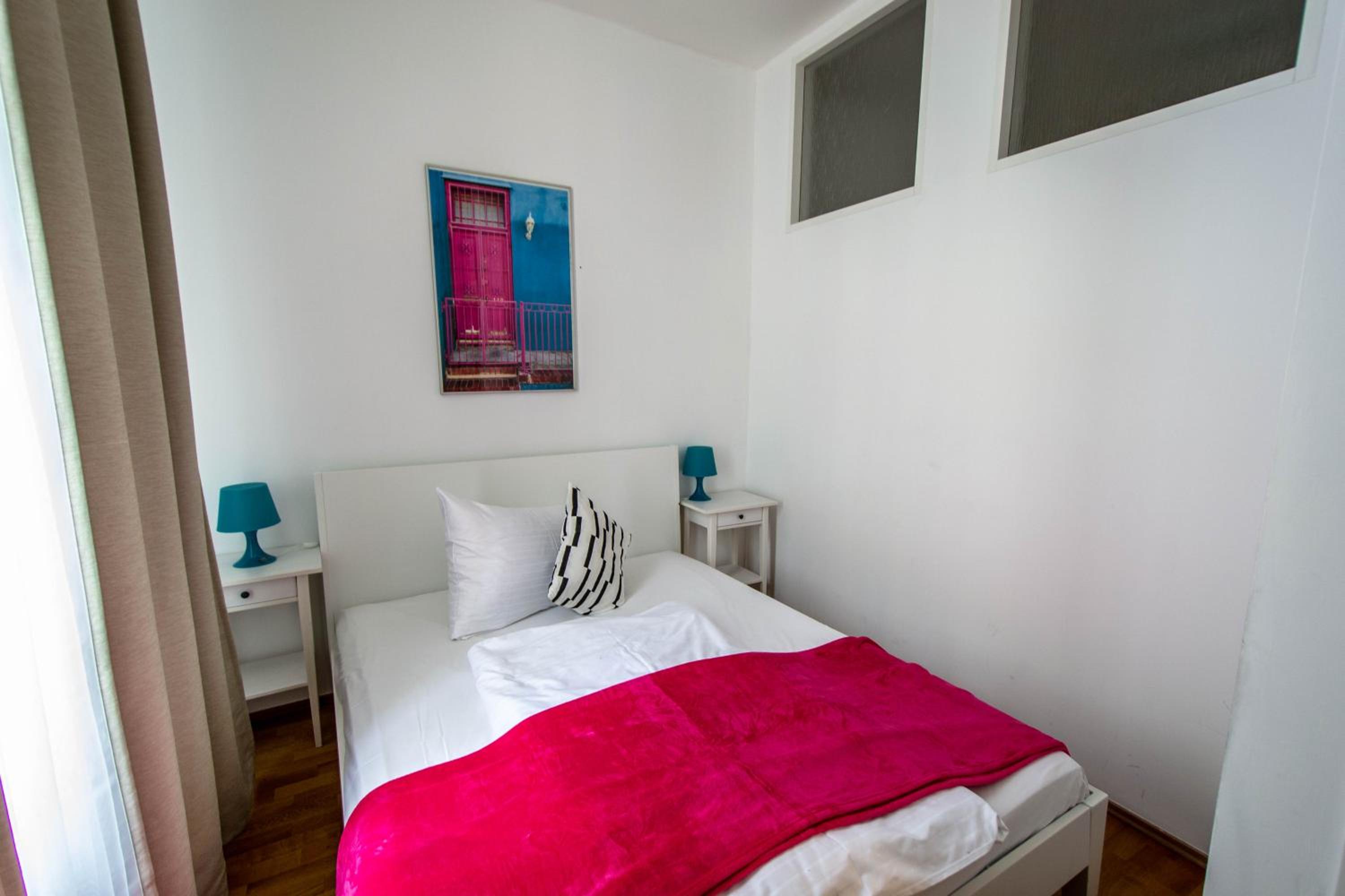 Labyrinth apartments by Ruterra