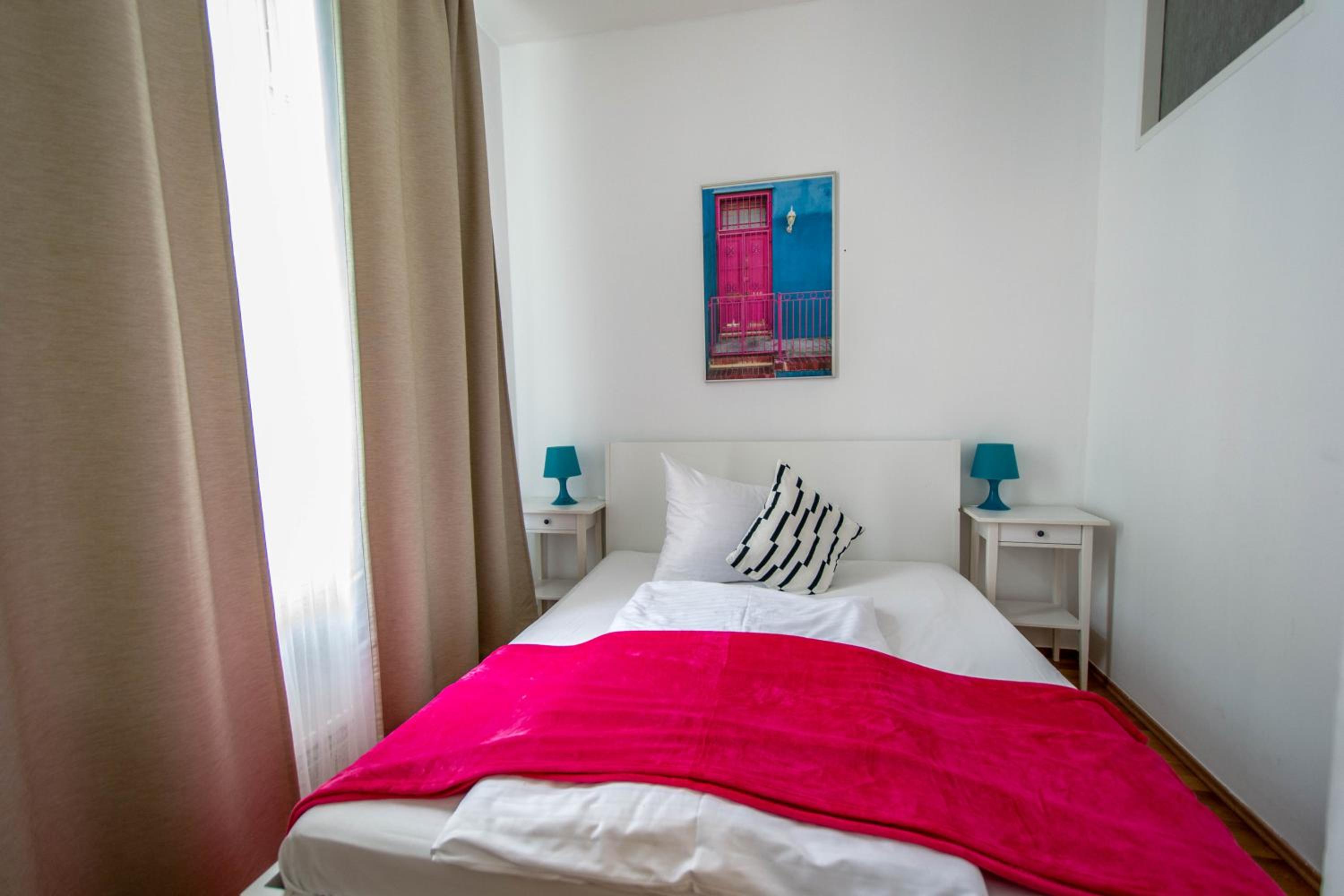 Labyrinth apartments by Ruterra