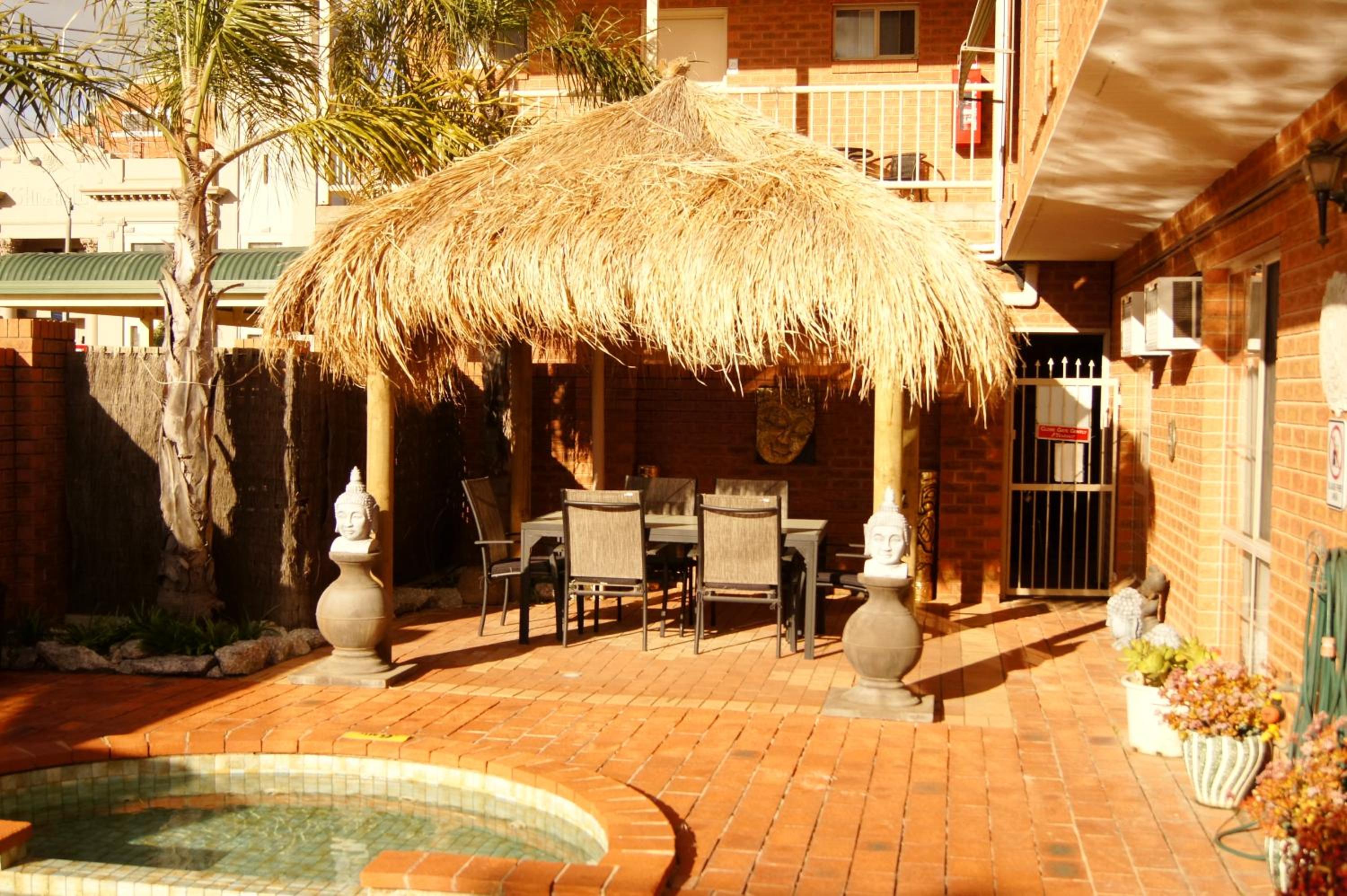 Central Yarrawonga Motor Inn