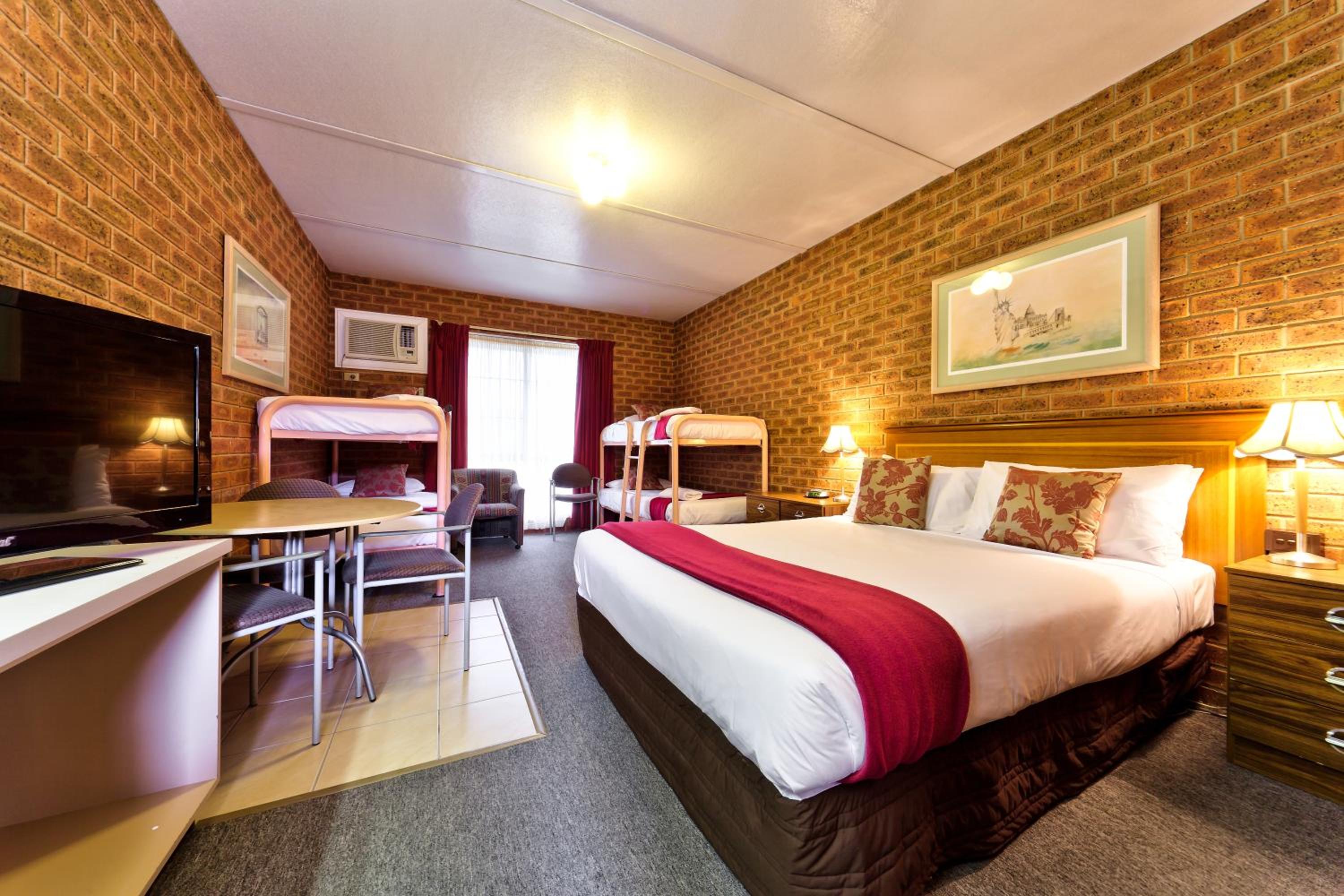 Central Yarrawonga Motor Inn