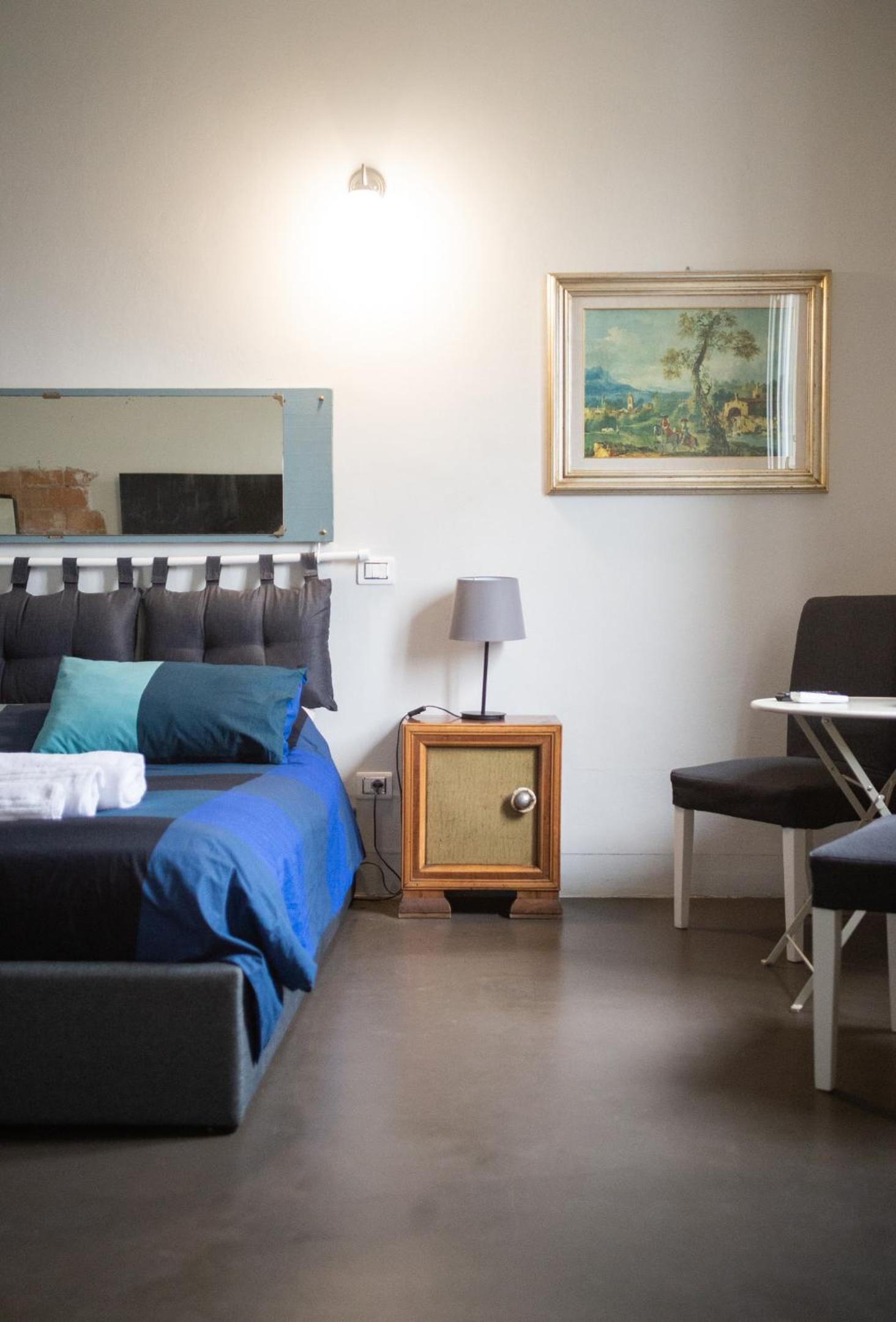 B&Big Prato en Prato — hotel room