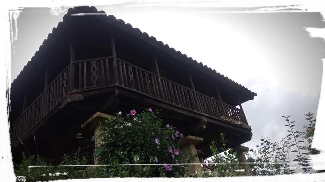 Casa La Pumarada view 3