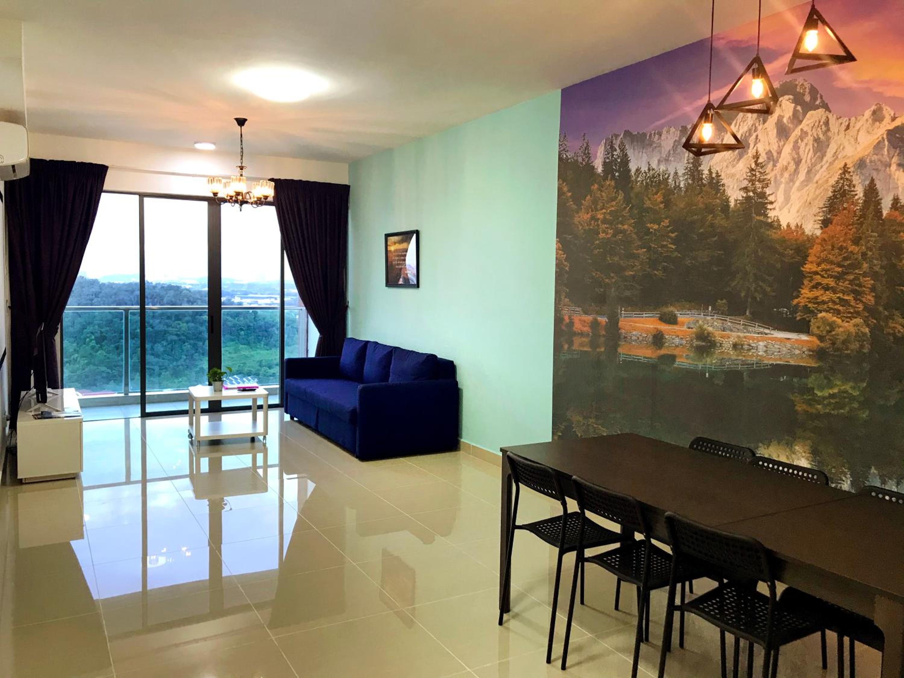Amerin Mall & Suites