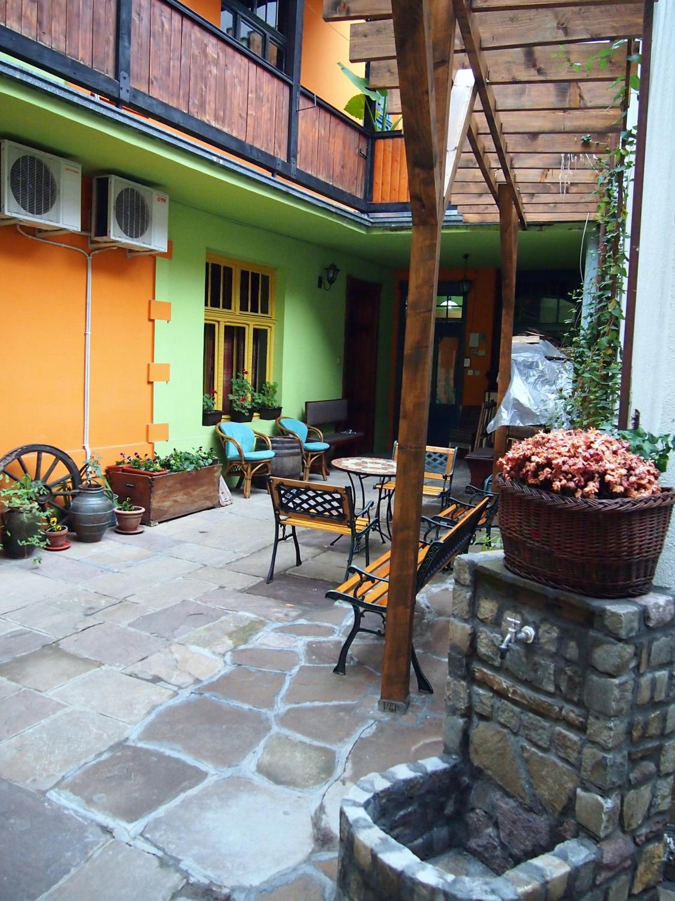 Photo 42