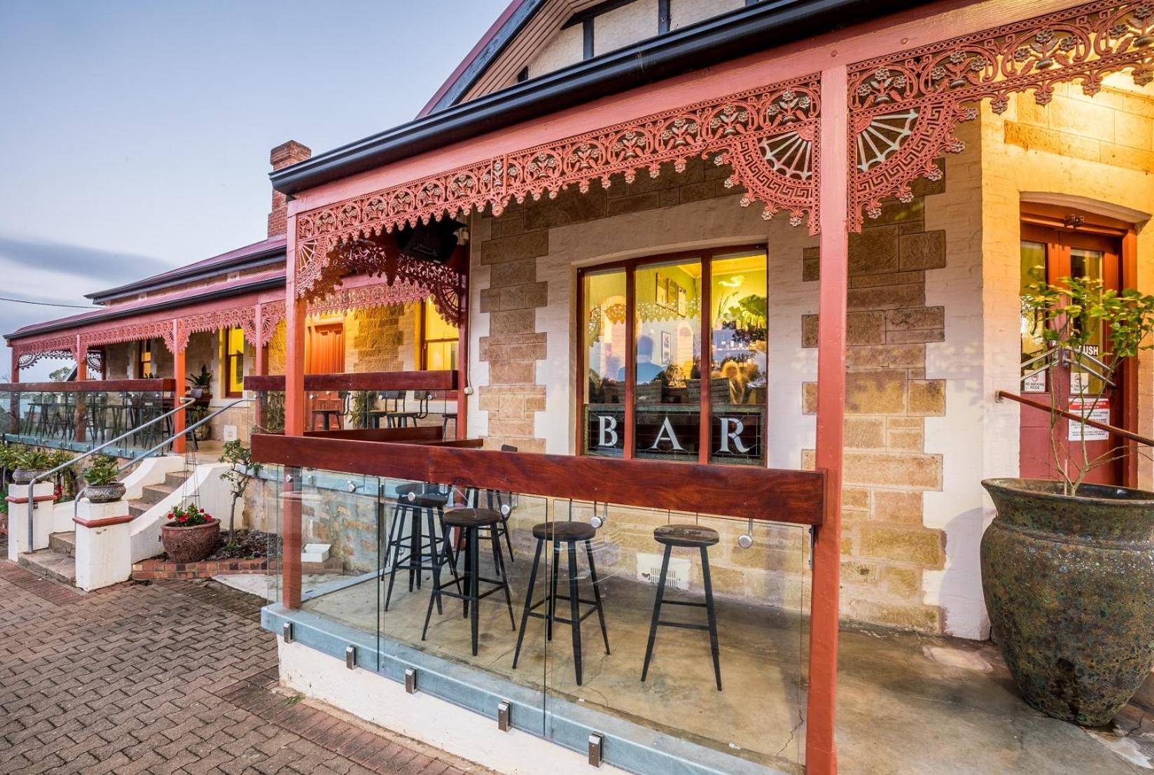 Watervale Hotel Guesthouse