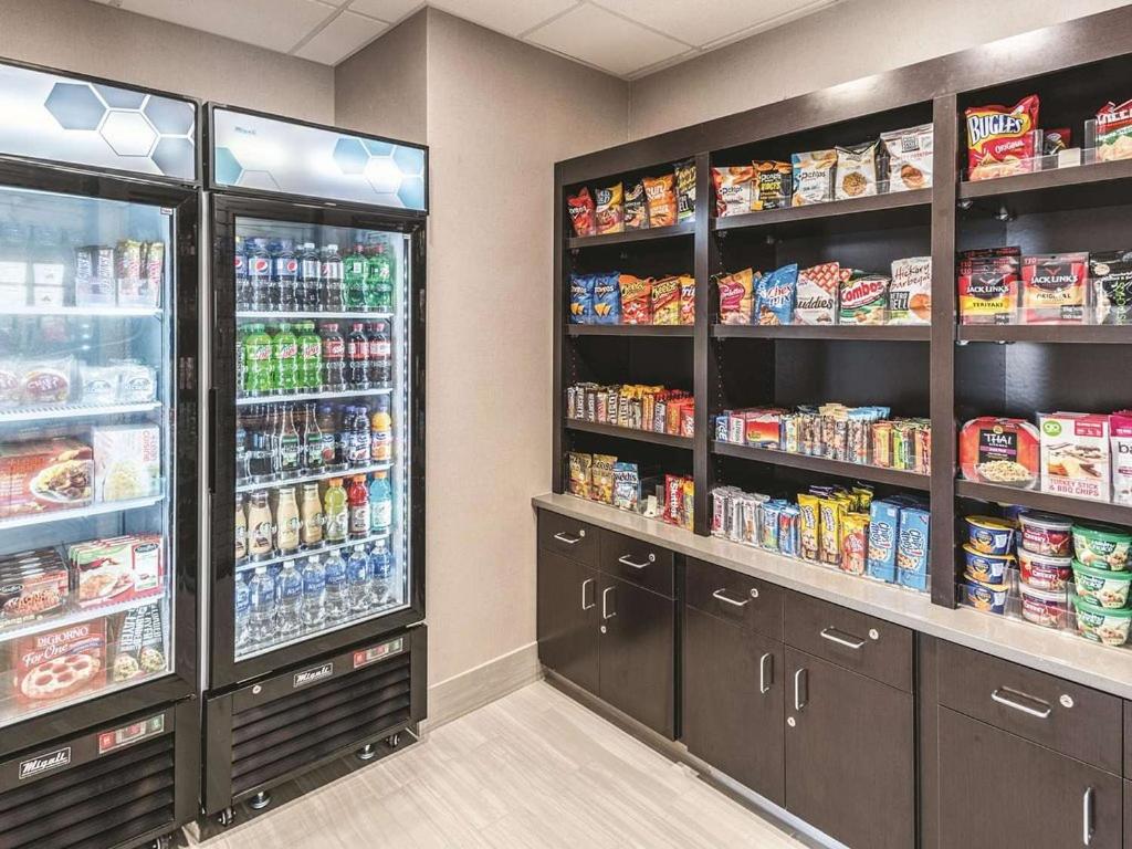Walla Walla Vacations - La Quinta Inn  Suites by Wyndham Walla Walla - Property Image 2