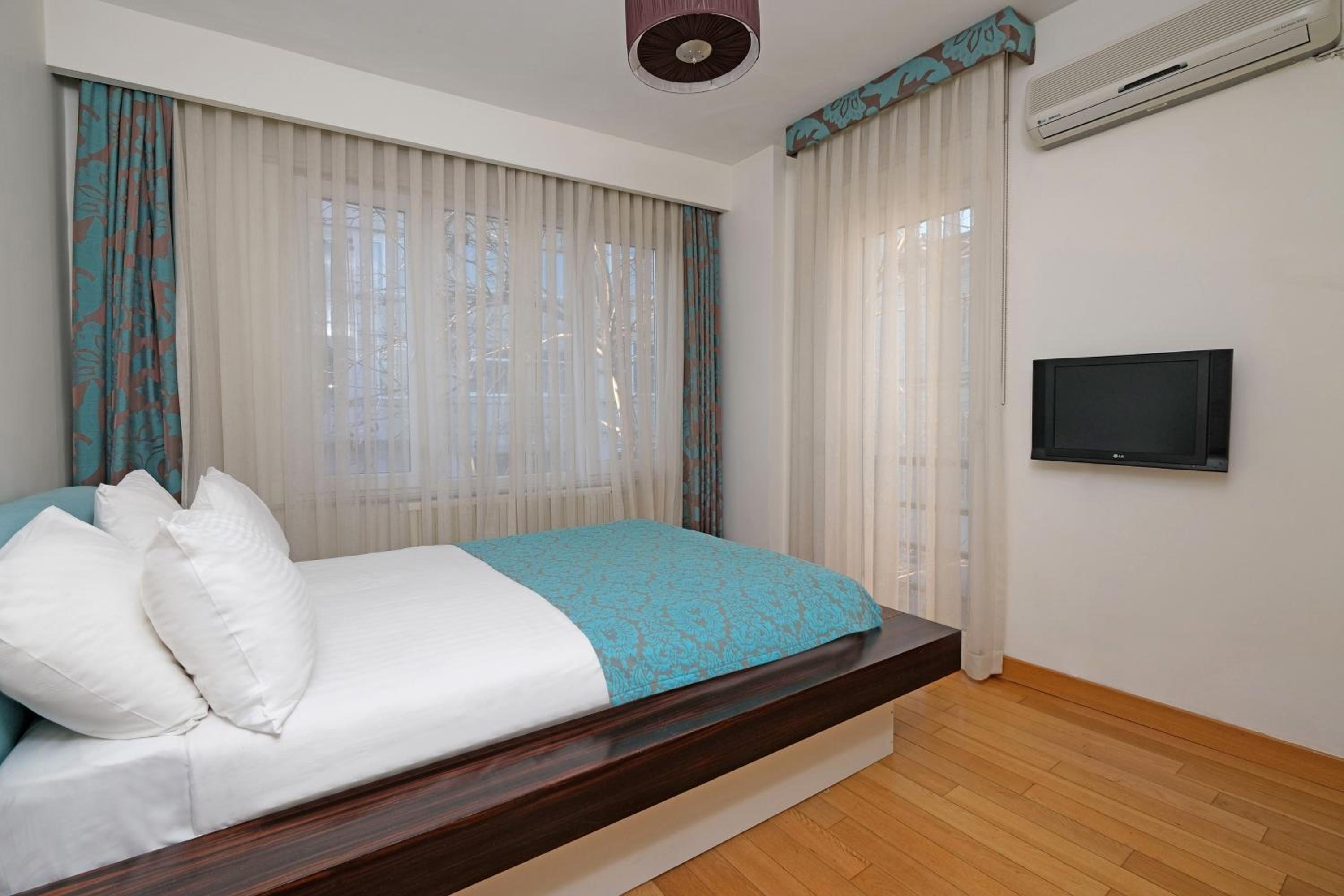 Cheya Taksim BNB Gumussuyu Istanbul City Center Comfort Residence