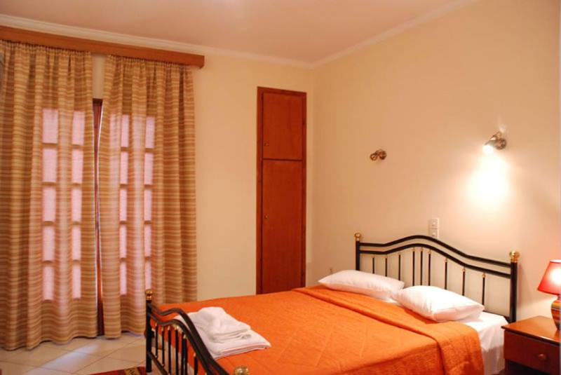 Sfaragoulias Inn view 3