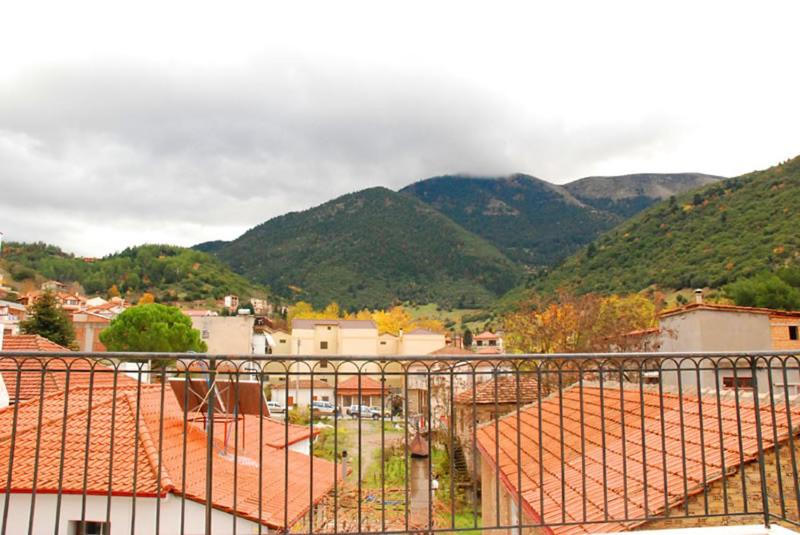 Sfaragoulias Inn view 4