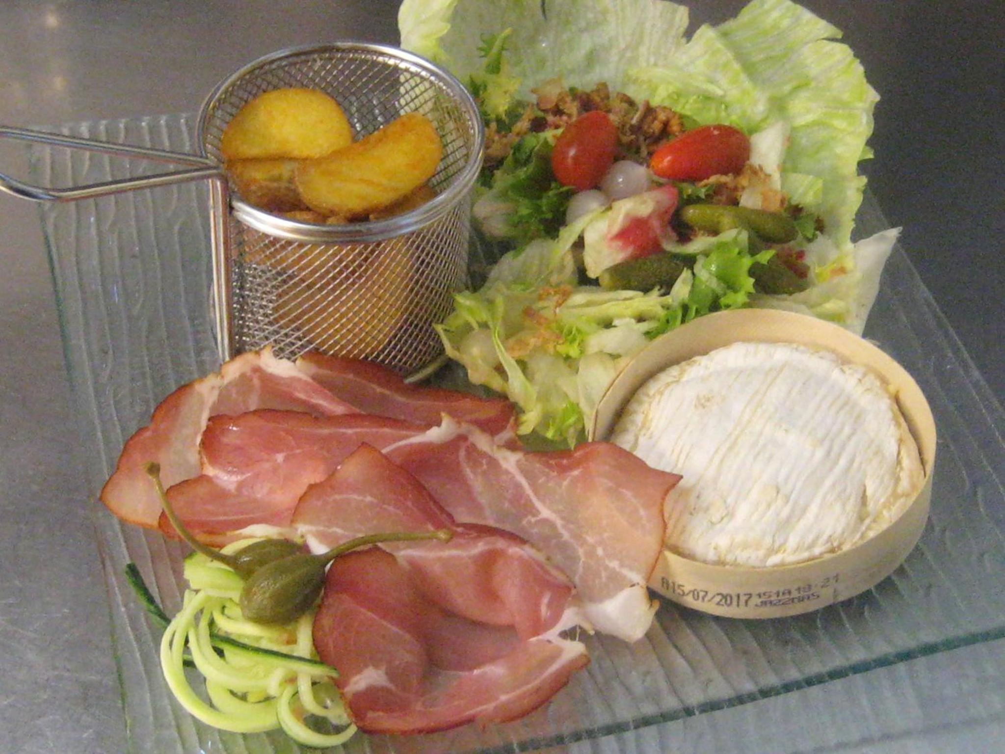 Auberge Hôtel chambre Tout Confort B-B et Restaurant Les Colombes