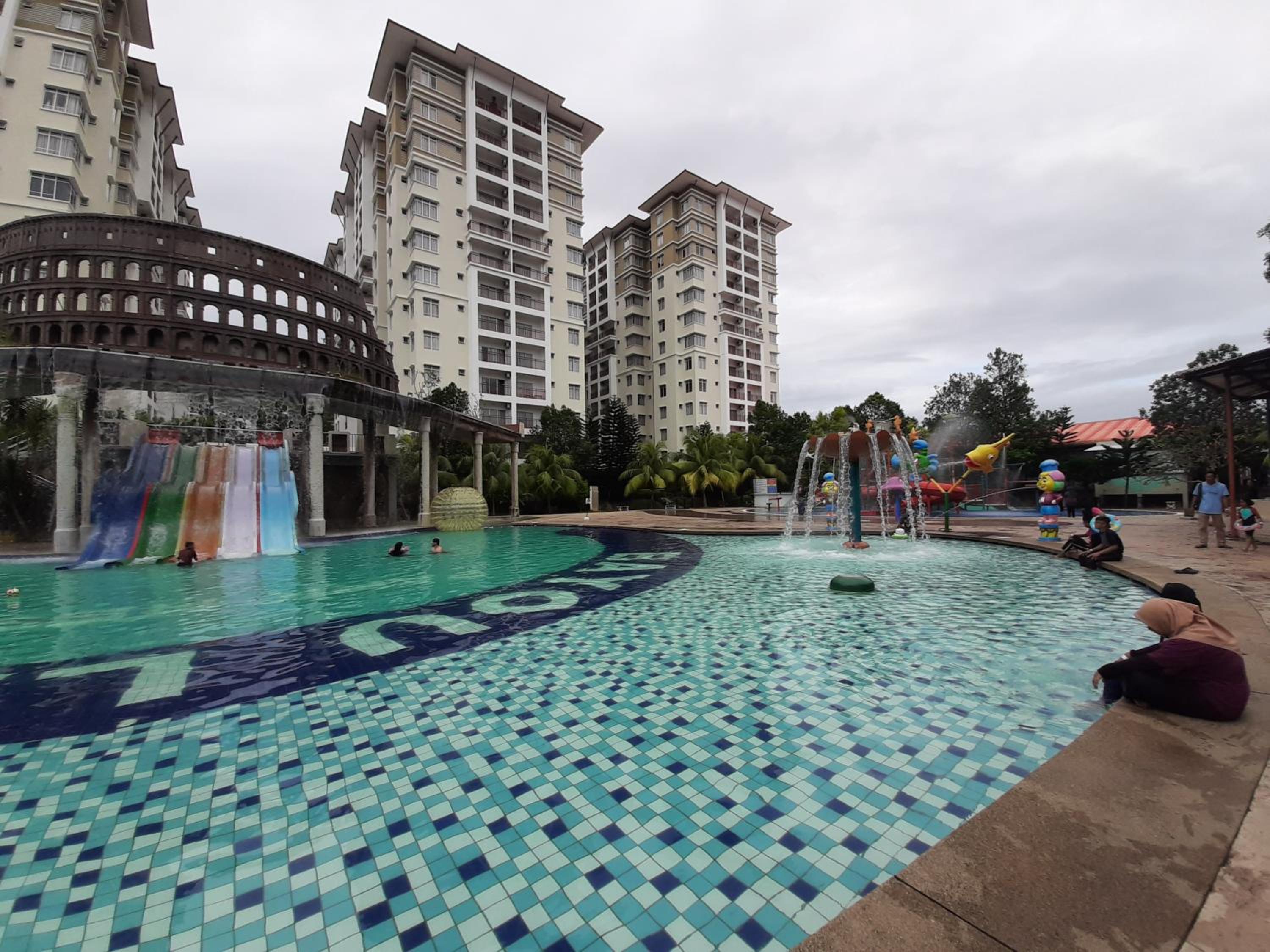 Junikastay BLagoon Melaka