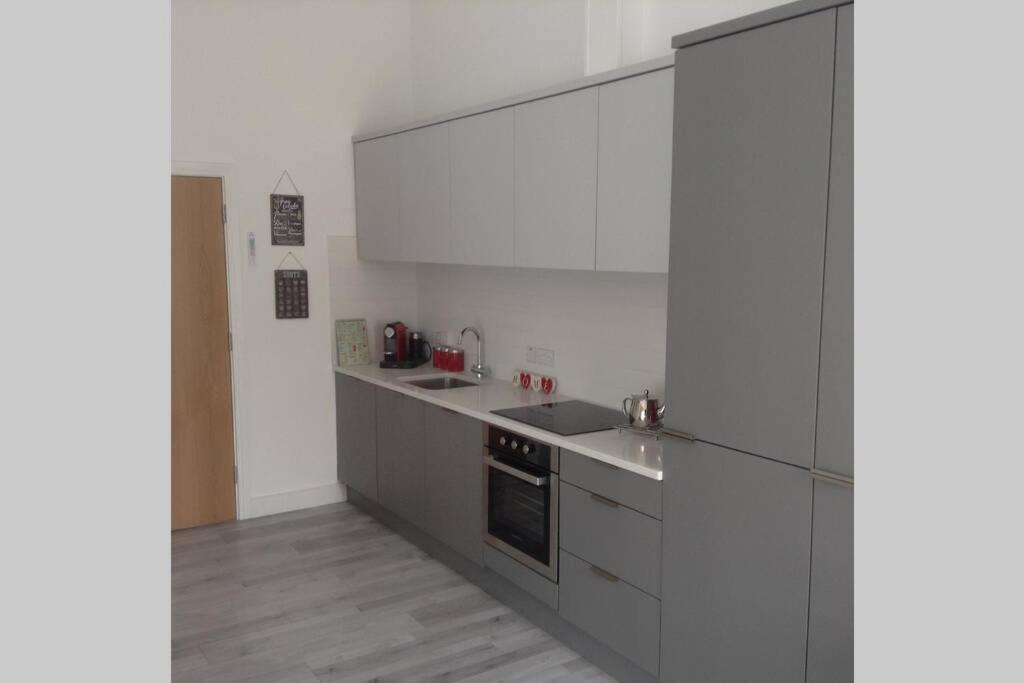 Mourneview Loft - Luxury Apartment view 5