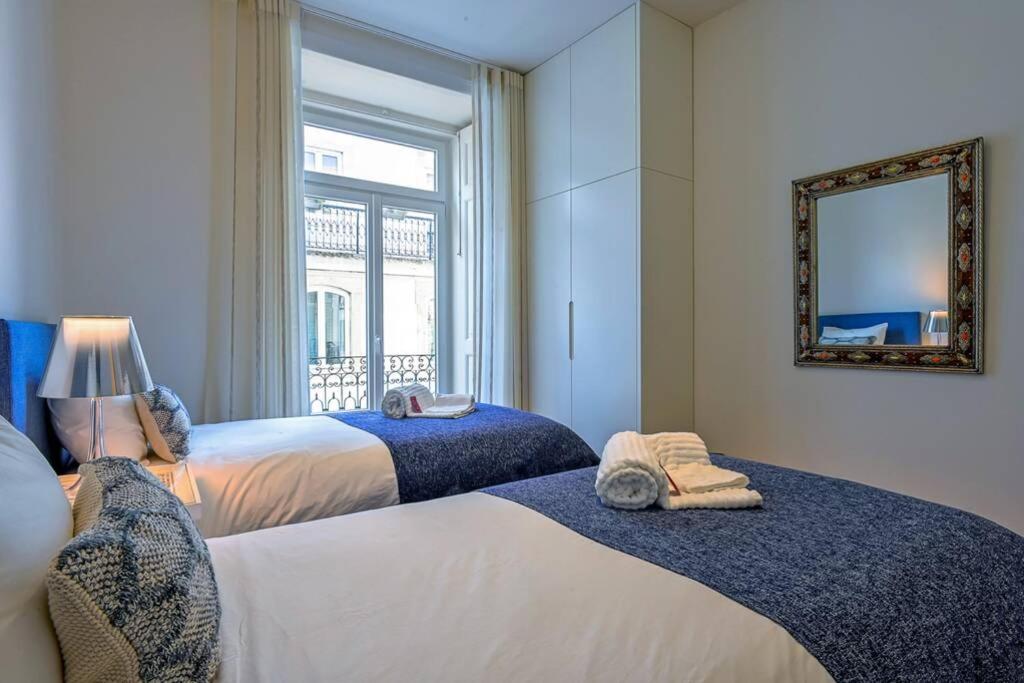 MyPlaceLisbon - Luxury Trindade II view 3