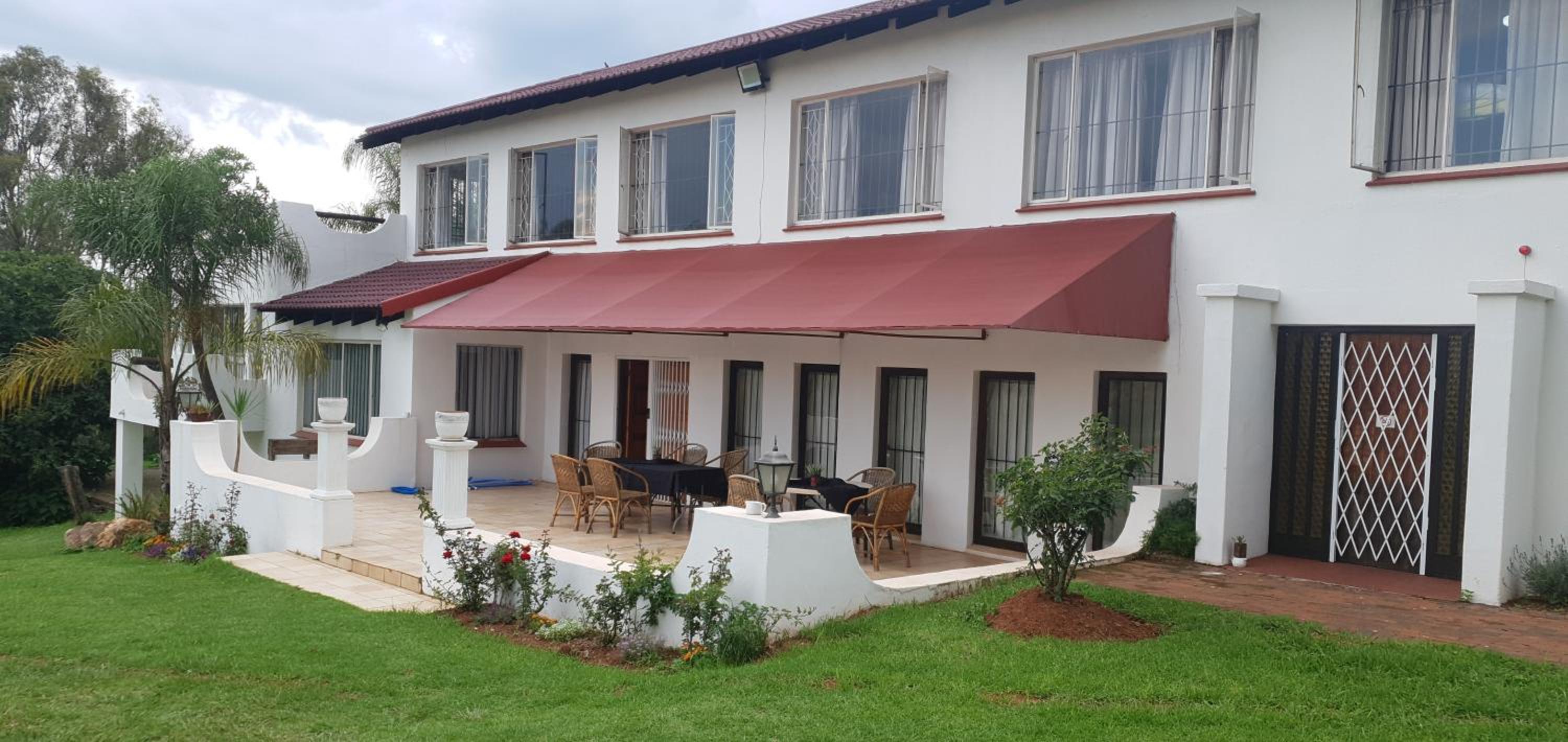 Jacaranda Self Catering Chalets view 2
