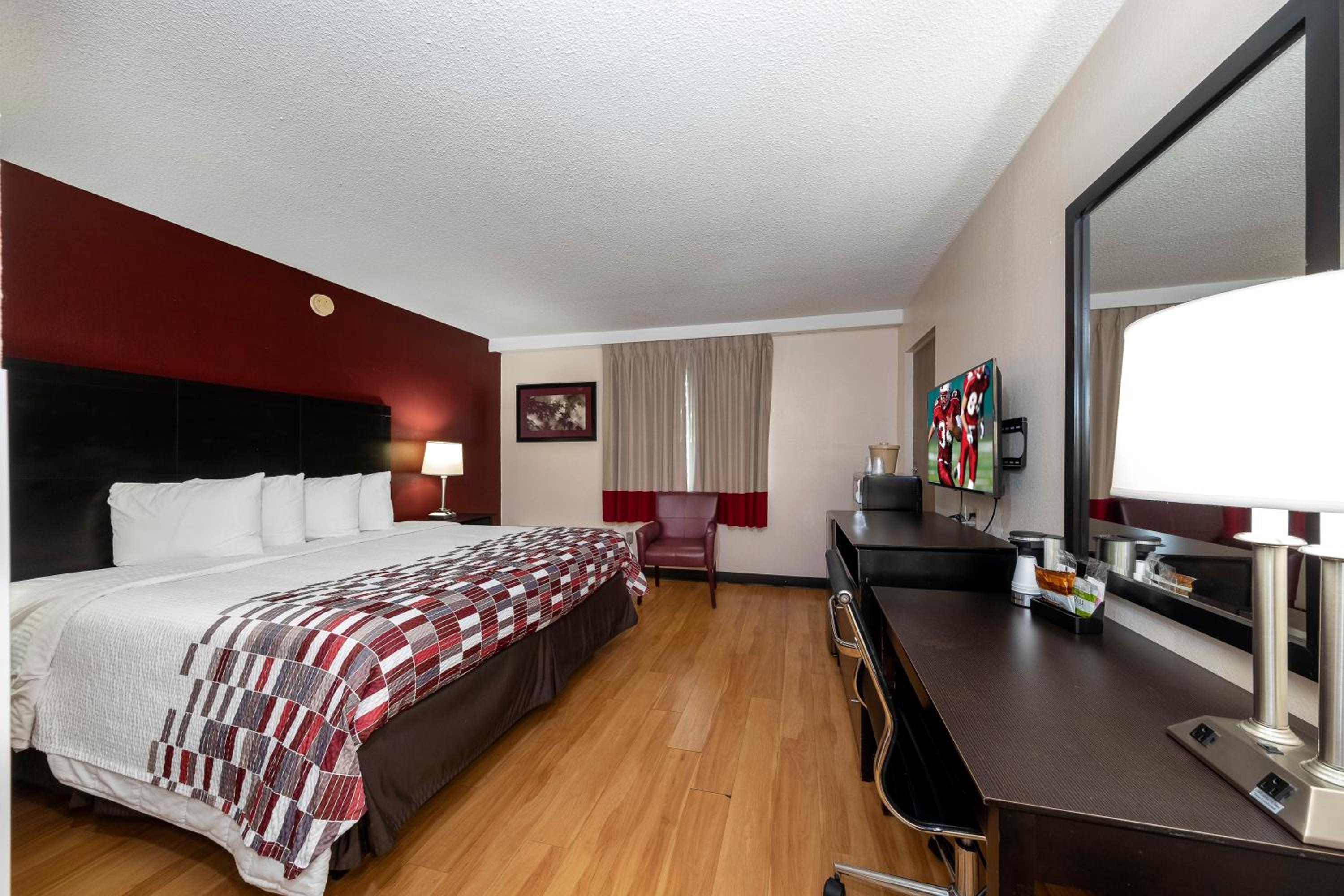 Red Roof Inn Lumberton