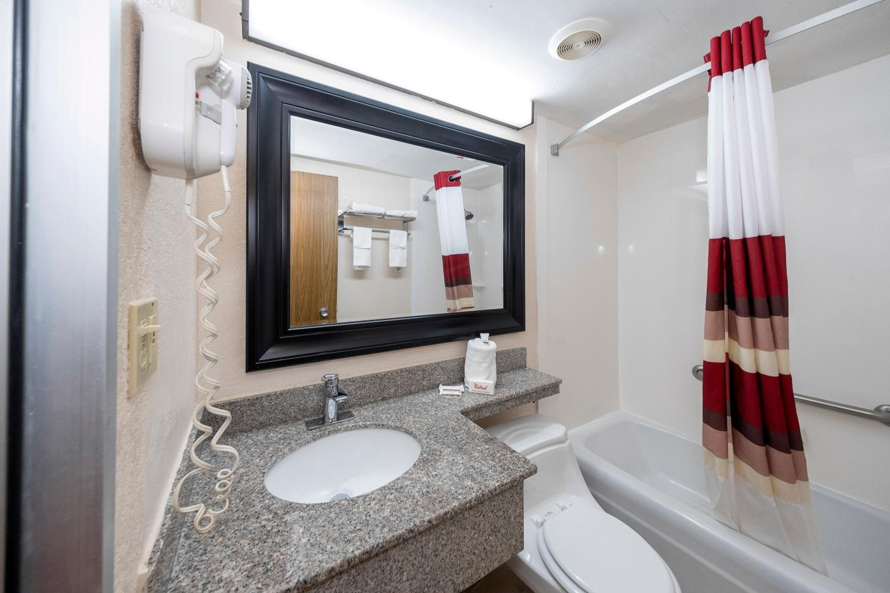Red Roof Inn Lumberton