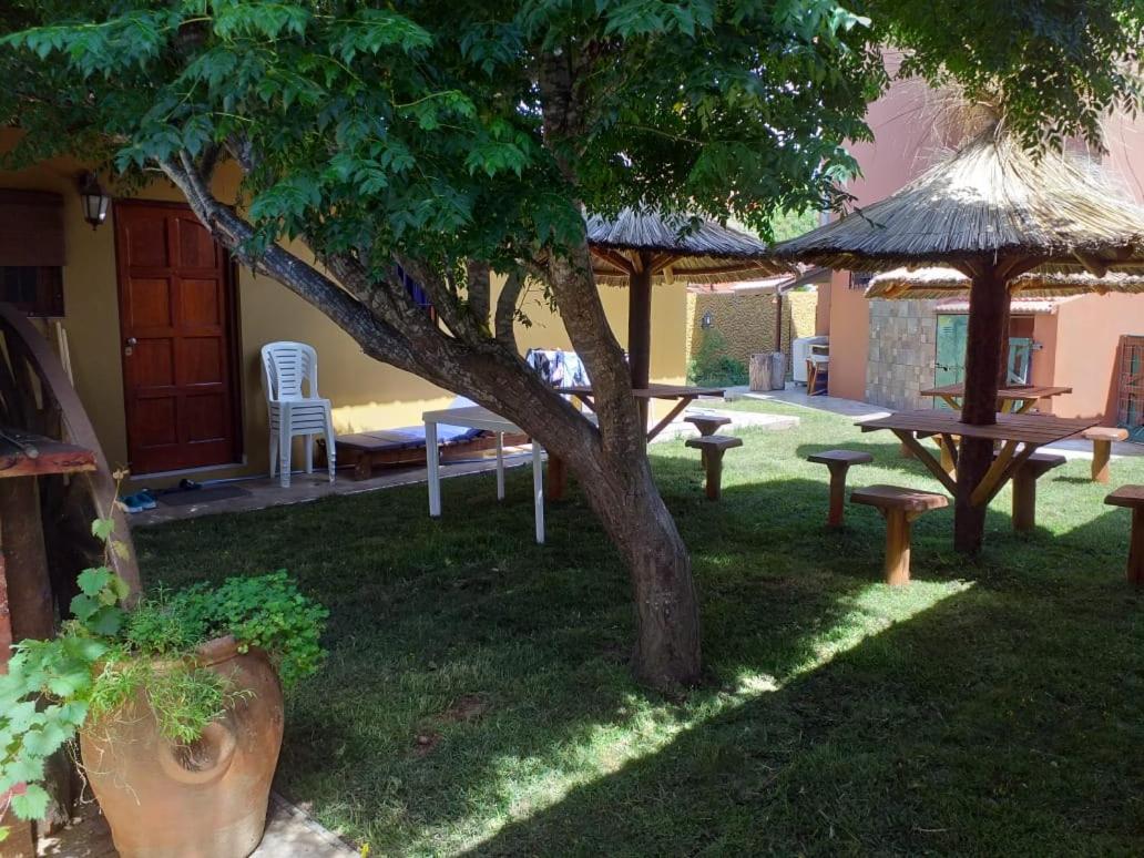 LAS ACACIAS