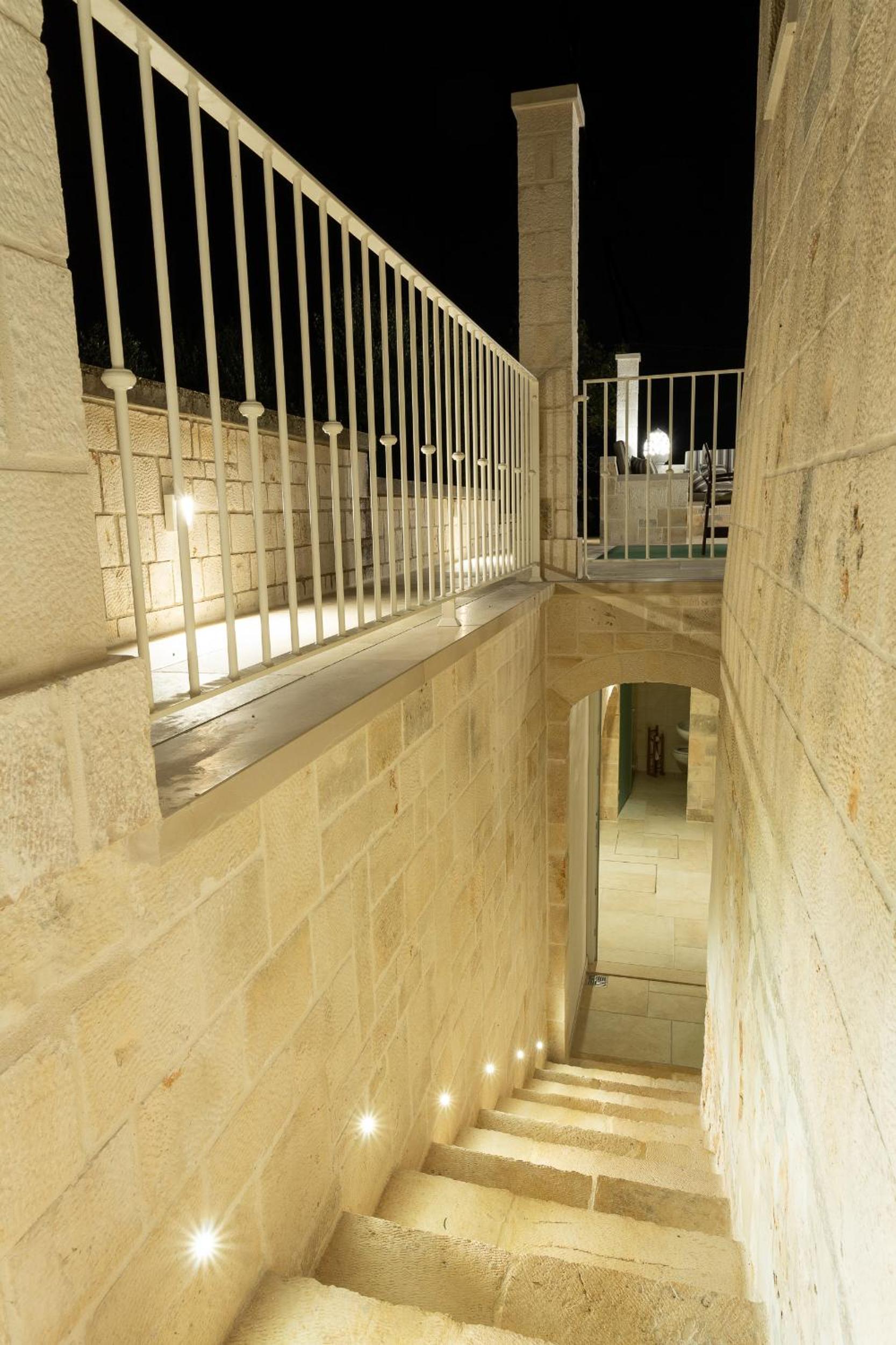 Photo 36