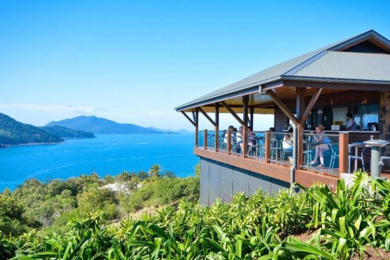 Cooinda Gardens 6 on Hamilton Island by HamoRent