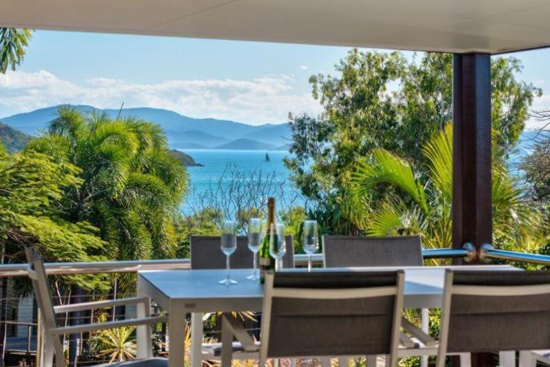 Cooinda Gardens 6 on Hamilton Island by HamoRent