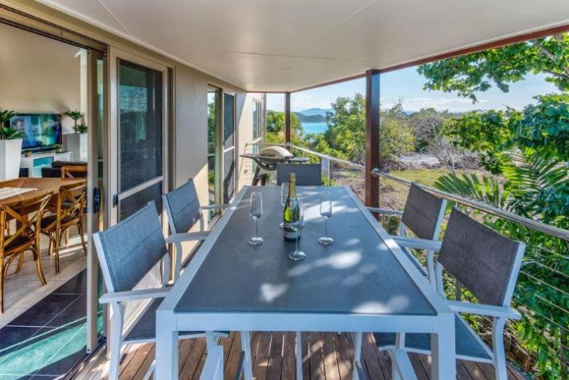 Cooinda Gardens 6 on Hamilton Island by HamoRent