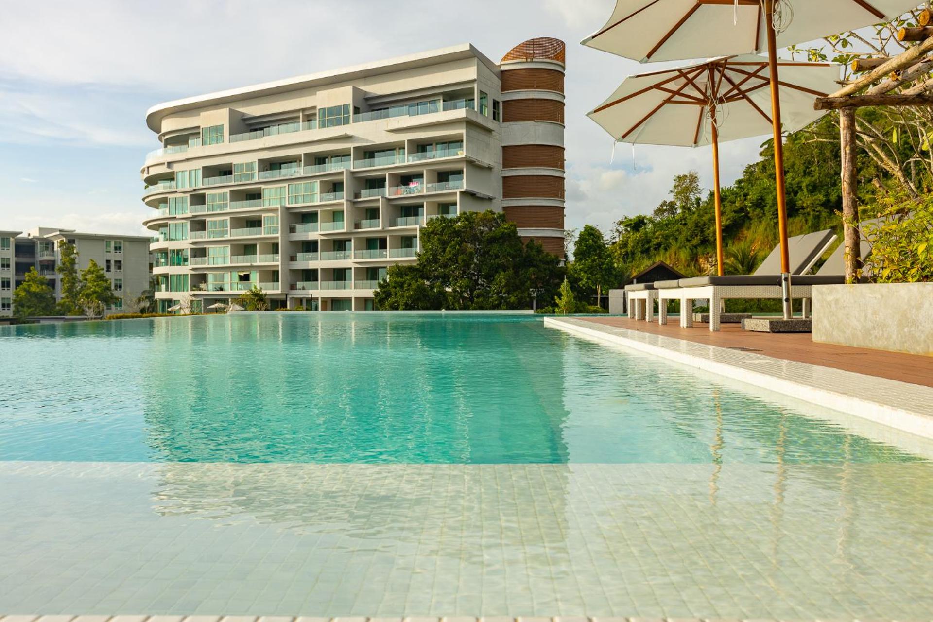 Palmetto by Holy Cow, 2-BR, Sea View
