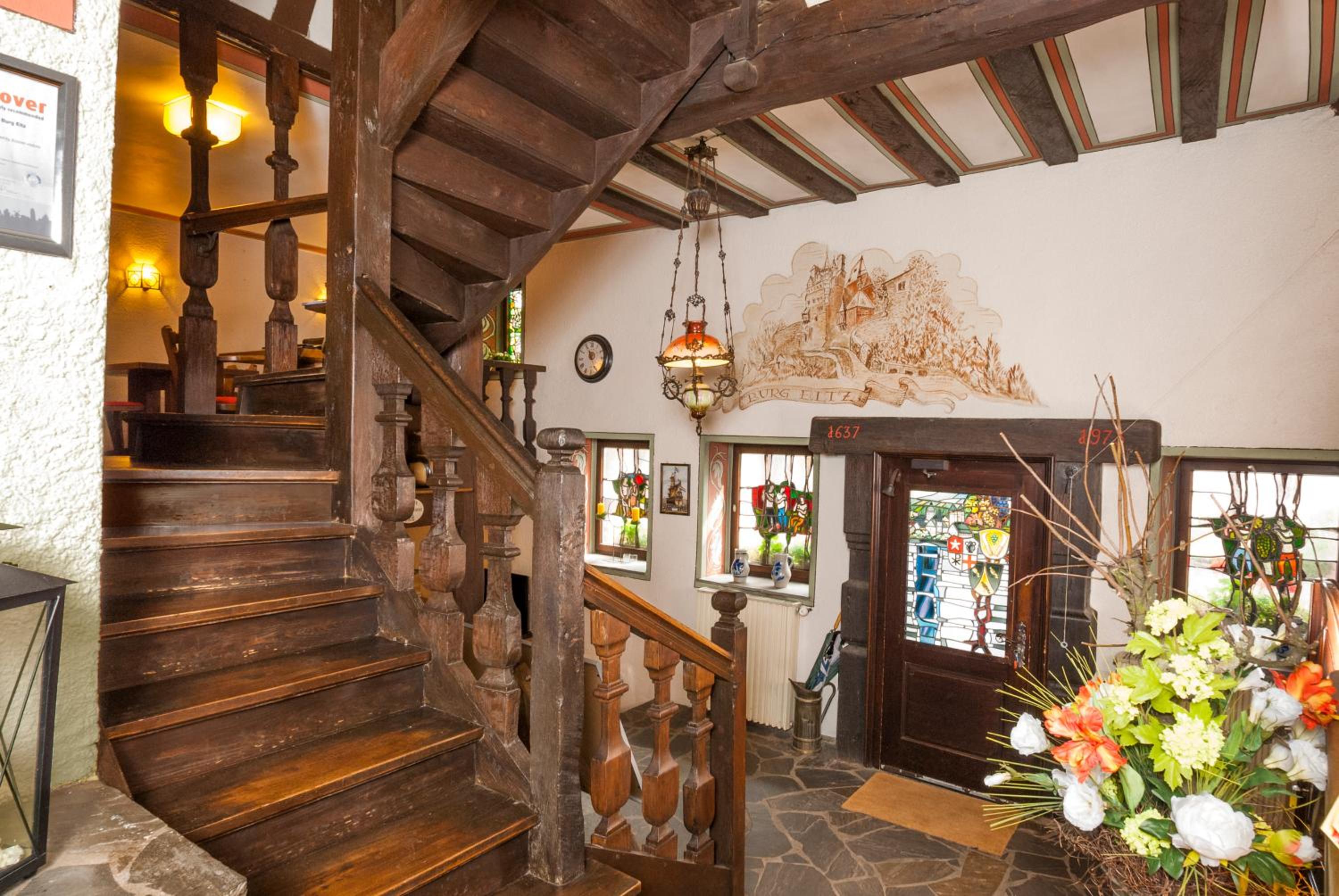Alte Weinstube Burg Eltz view 5