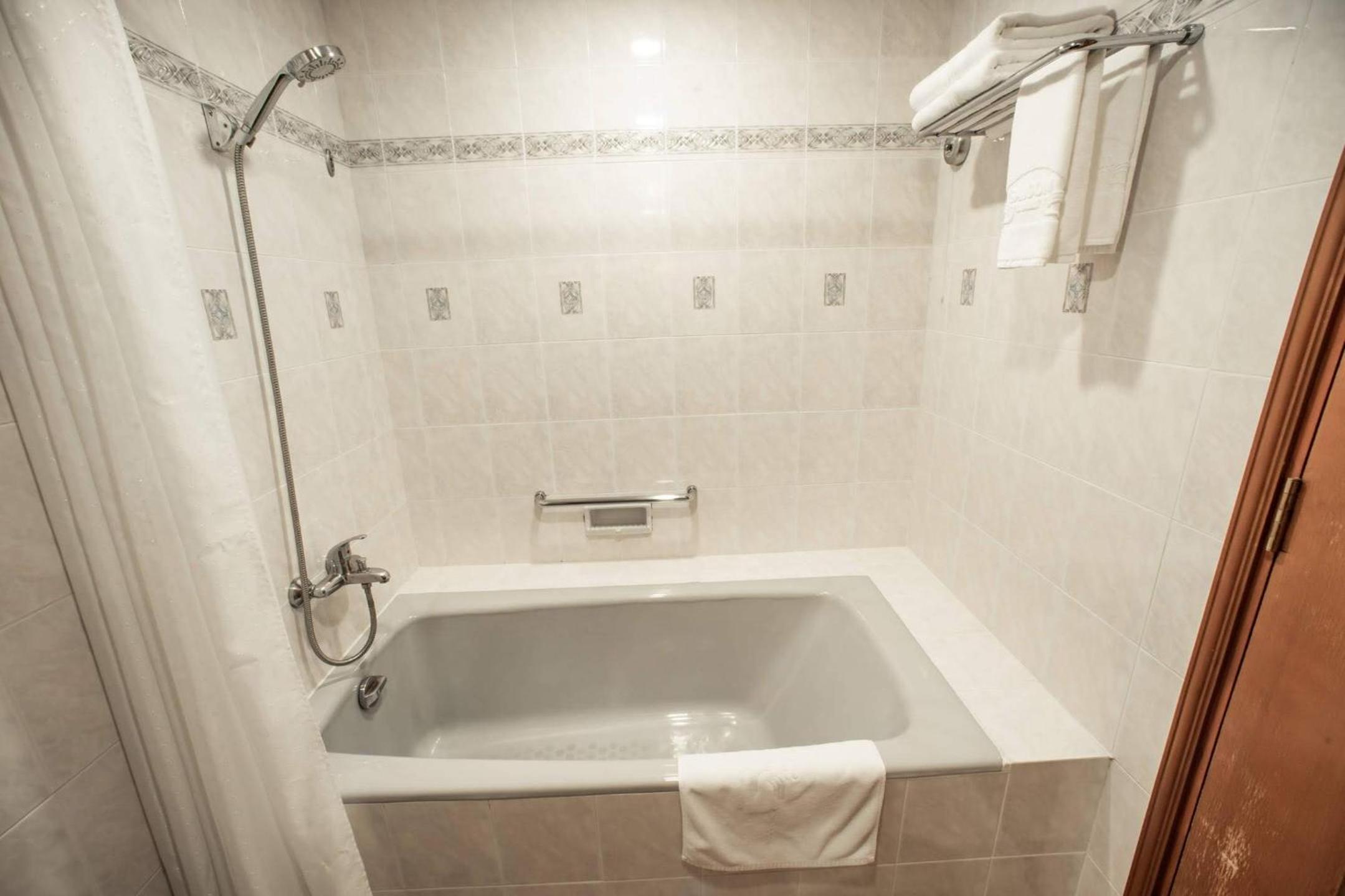 Saigon Court Serviced Apartment