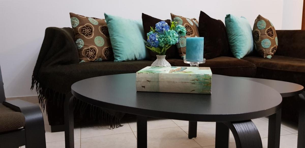 Hotel Theti Apartment - Image 1