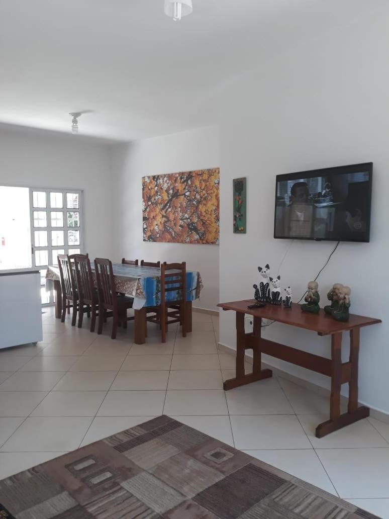 Casa em Peruíbe SP - Temporada - 800 Metros da praia com Wi-Fi