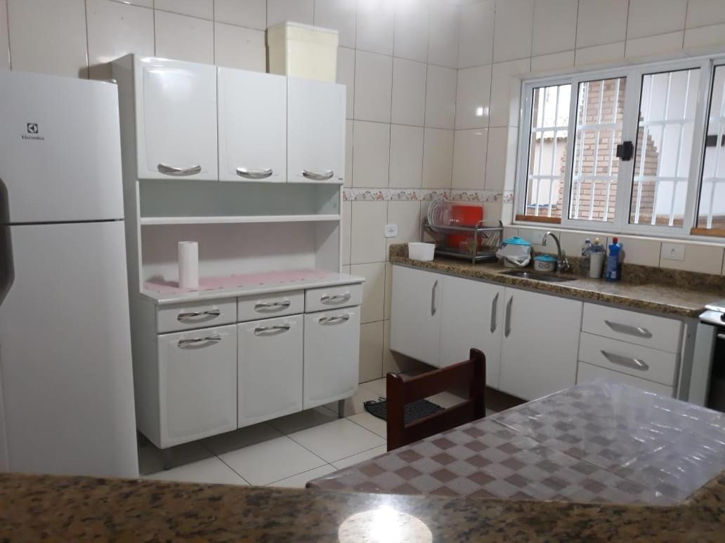 Casa em Peruíbe SP - Temporada - 800 Metros da praia com Wi-Fi