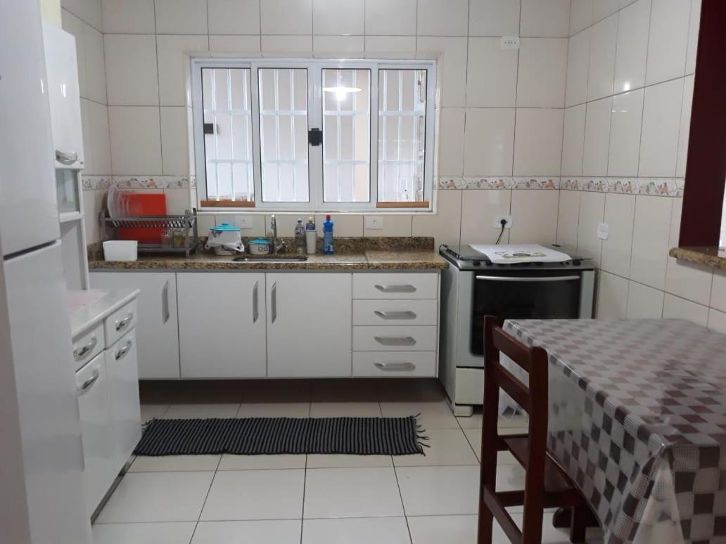 Casa em Peruíbe SP - Temporada - 800 Metros da praia com Wi-Fi