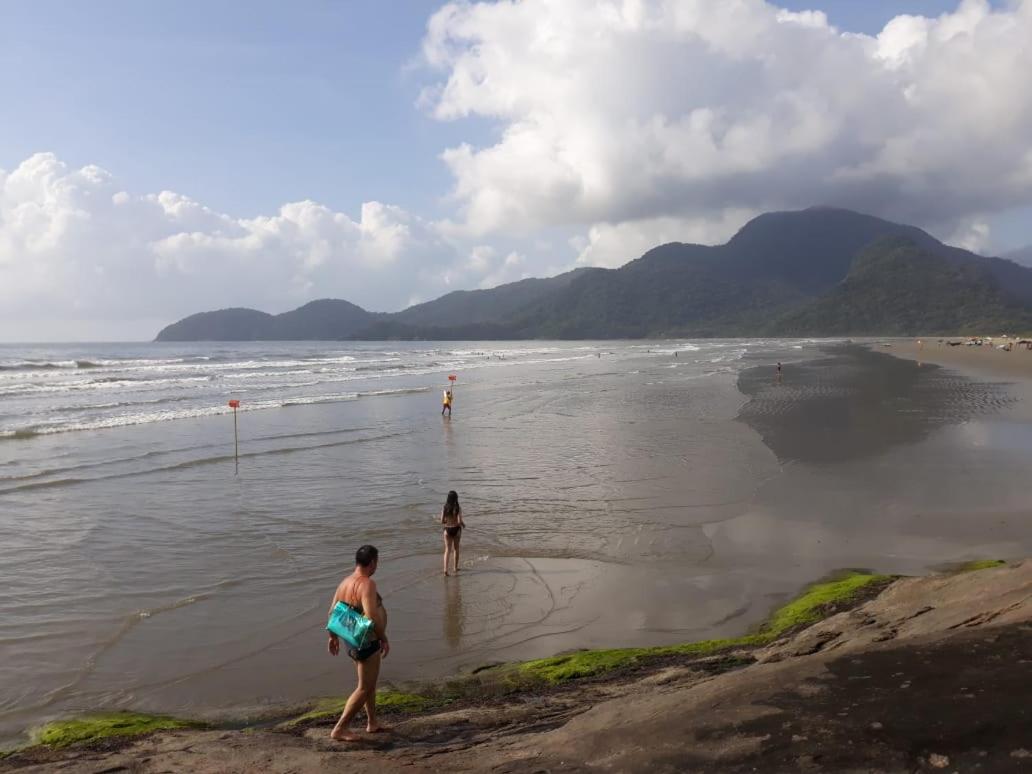 Casa em Peruíbe SP - Temporada - 800 Metros da praia com Wi-Fi