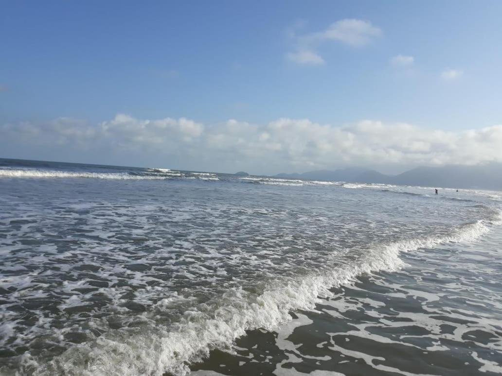 Casa em Peruíbe SP - Temporada - 800 Metros da praia com Wi-Fi