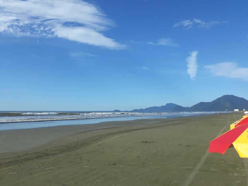 Casa em Peruíbe SP - Temporada - 800 Metros da praia com Wi-Fi