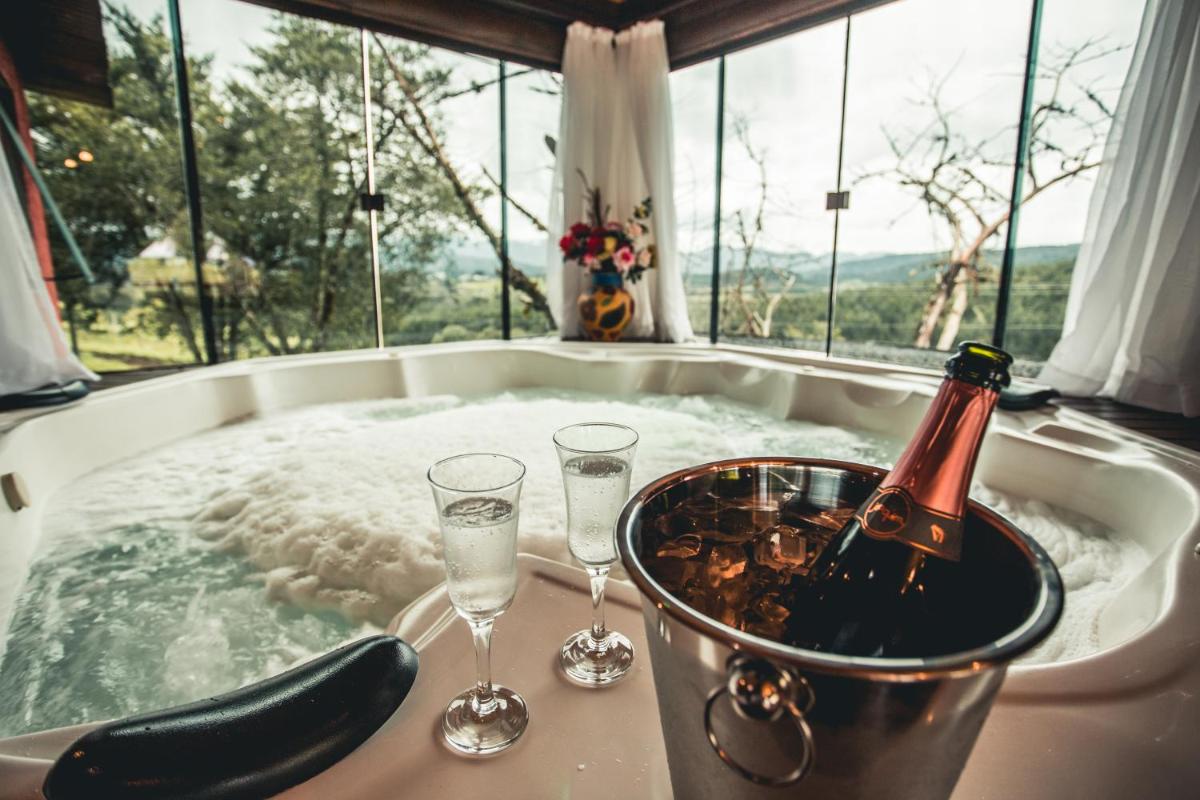 Jacuzzi