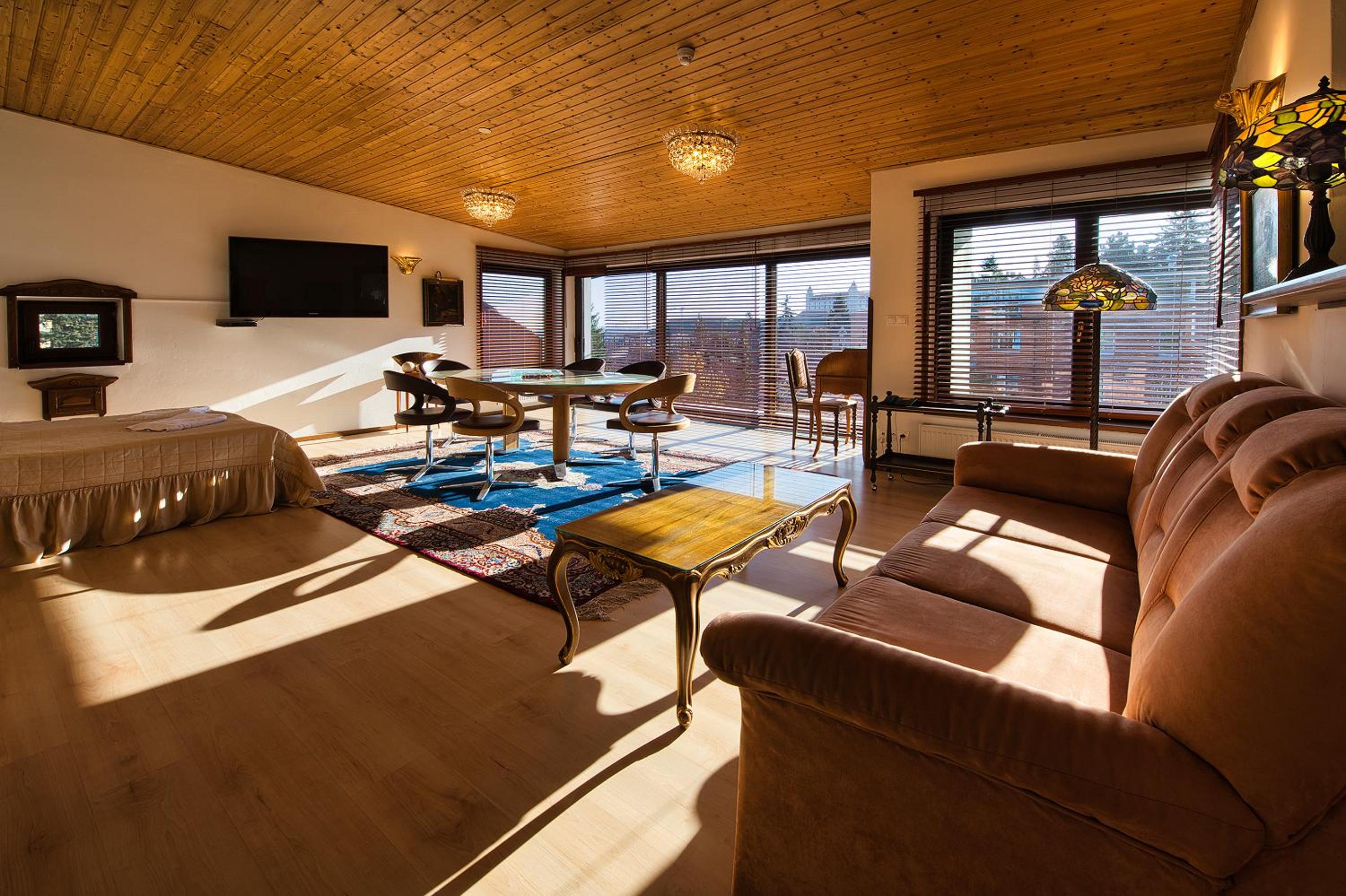 Royal Suite in Villa No 16 view 3