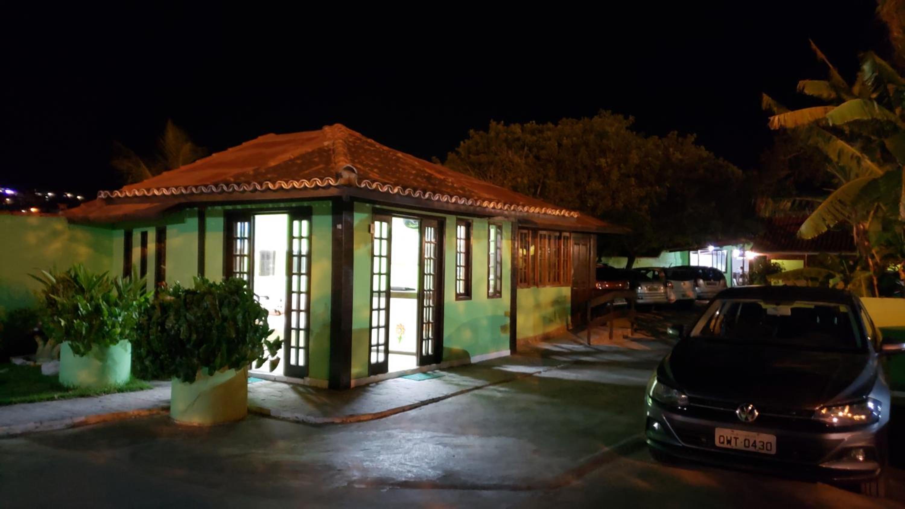 Pousada Ferradura Beach