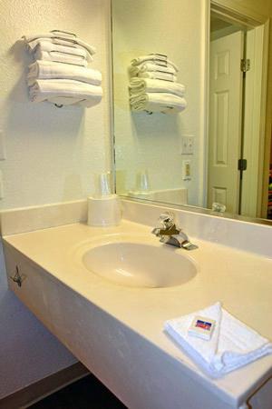 Seymour Vacations - Motel 6-Seymour, IN - North - Property Image 8