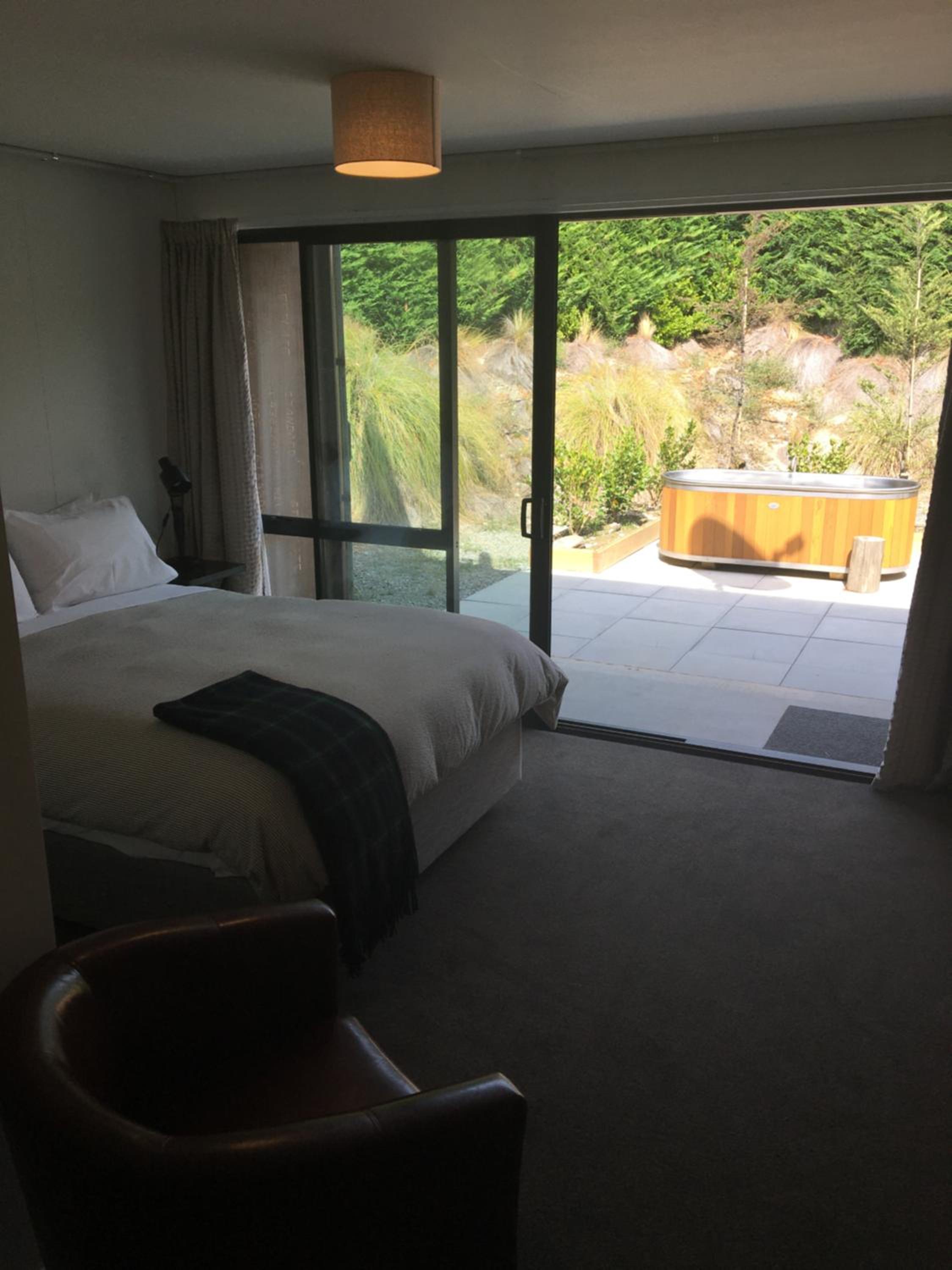 The Black House with Stunning Outdoor Bath view 5