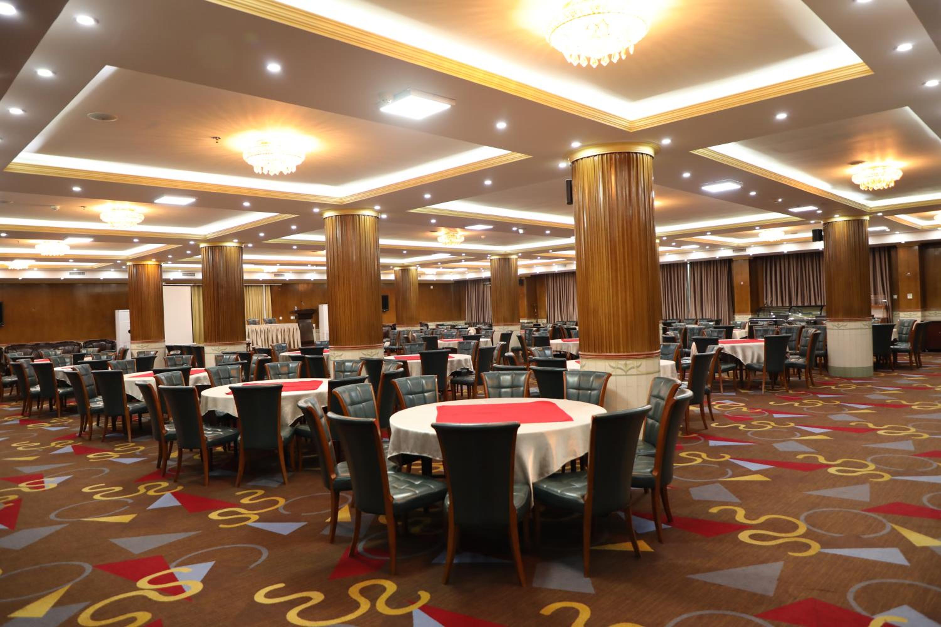 banquet hall